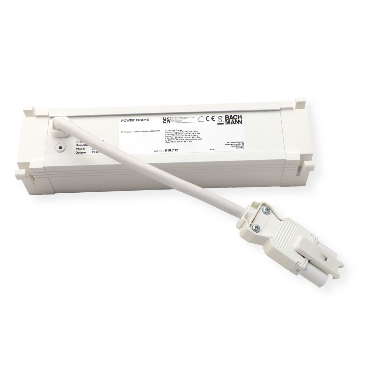 Un cadre d'alimentation blanc avec un cordon d'alimentation et une prise, sur fond blanc.
