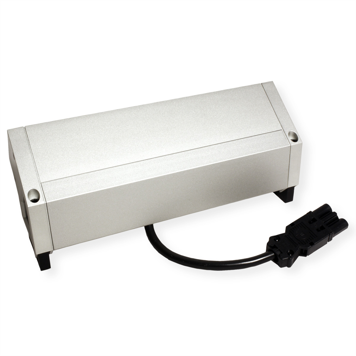 Srebrny zasilacz z czarnym złączem. Izolowany na białym tle.