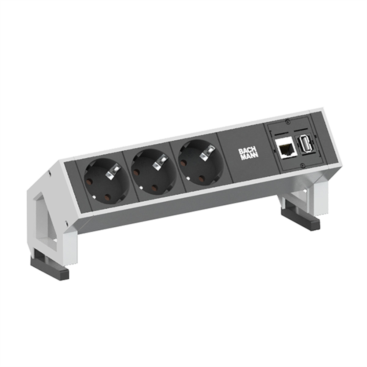 Wit stopcontact met drie stopcontacten, een USB-poort en het Bachmann-logo. Witte achtergrond.
