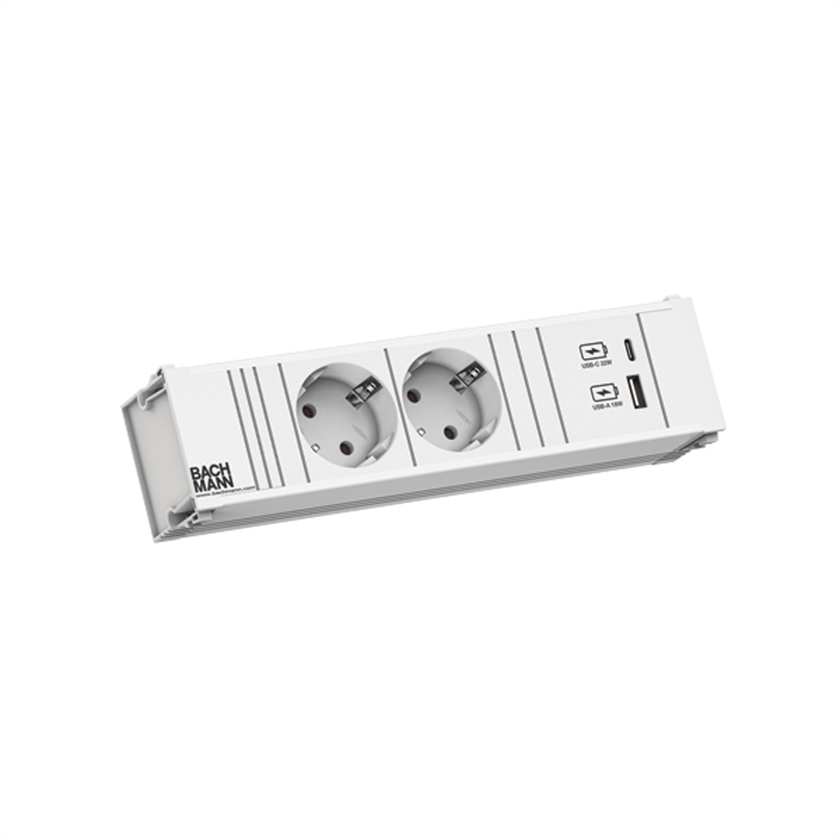 Een witte stekkerdoos met twee stopcontacten, twee USB-poorten en het Bachmann-logo.