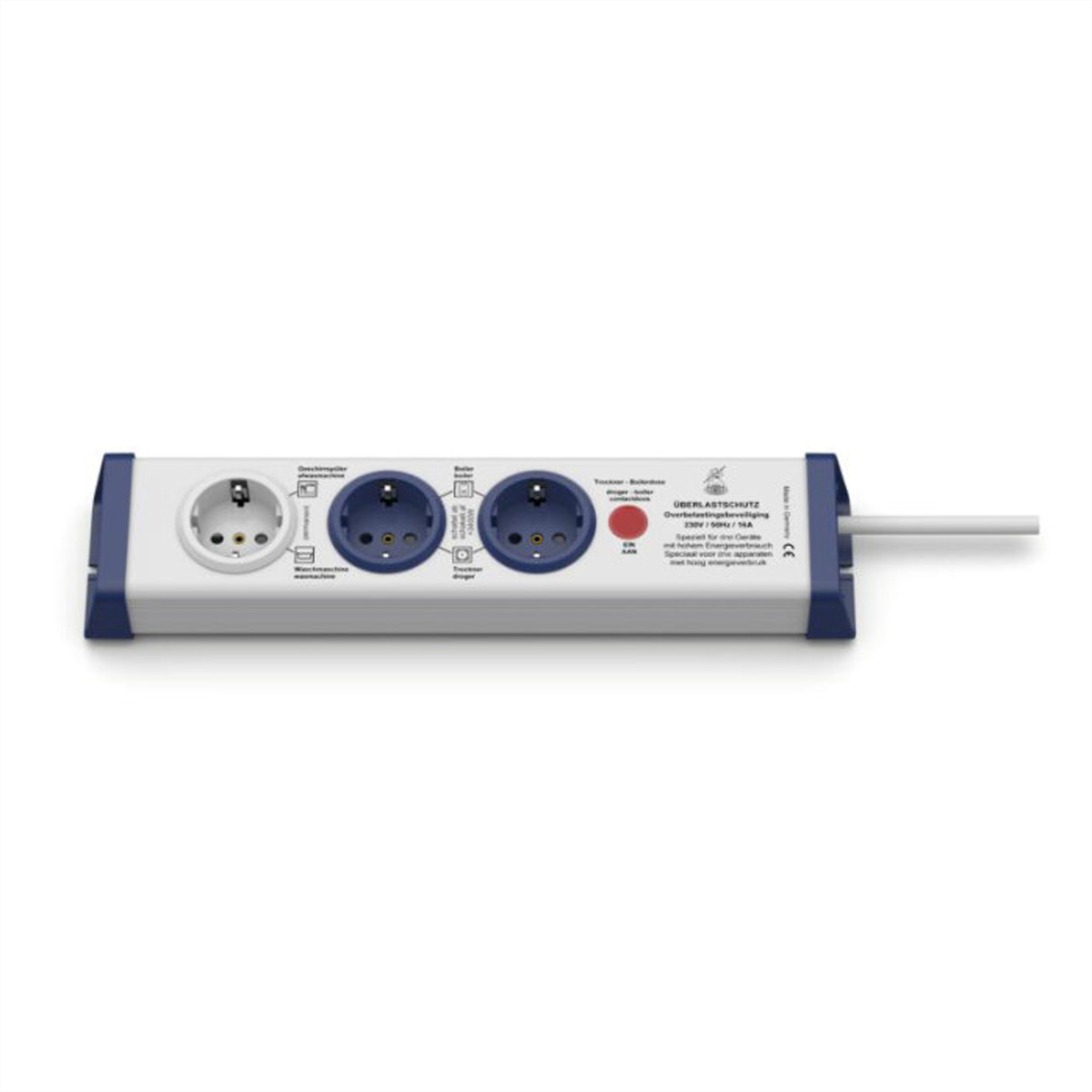 Witte stekkerdoos met drie blauwe stopcontacten, een rode knop en tekstlabels.