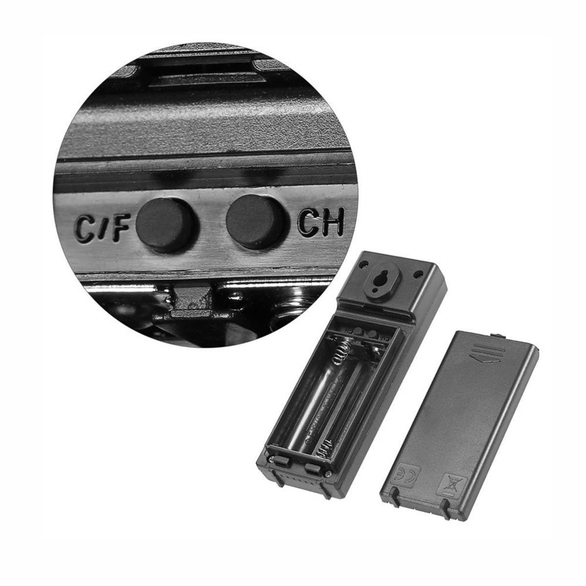 Nahaufnahme einer Fernbedienung mit den Tasten C/F und CH, mit offenem Batteriefach.
