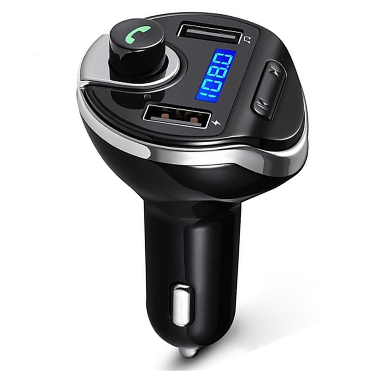 Schwarzes Autoladegerät mit zwei USB-Anschlüssen und Display. Weißer Hintergrund.
