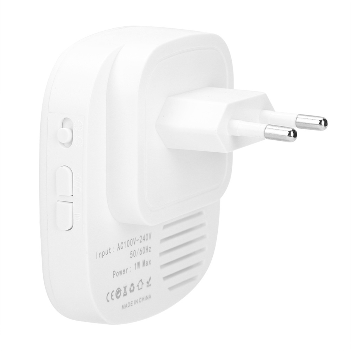 Weißer Stecker mit zwei Stiften und einer Stromzufuhrkennzeichnung und hergestellt in China