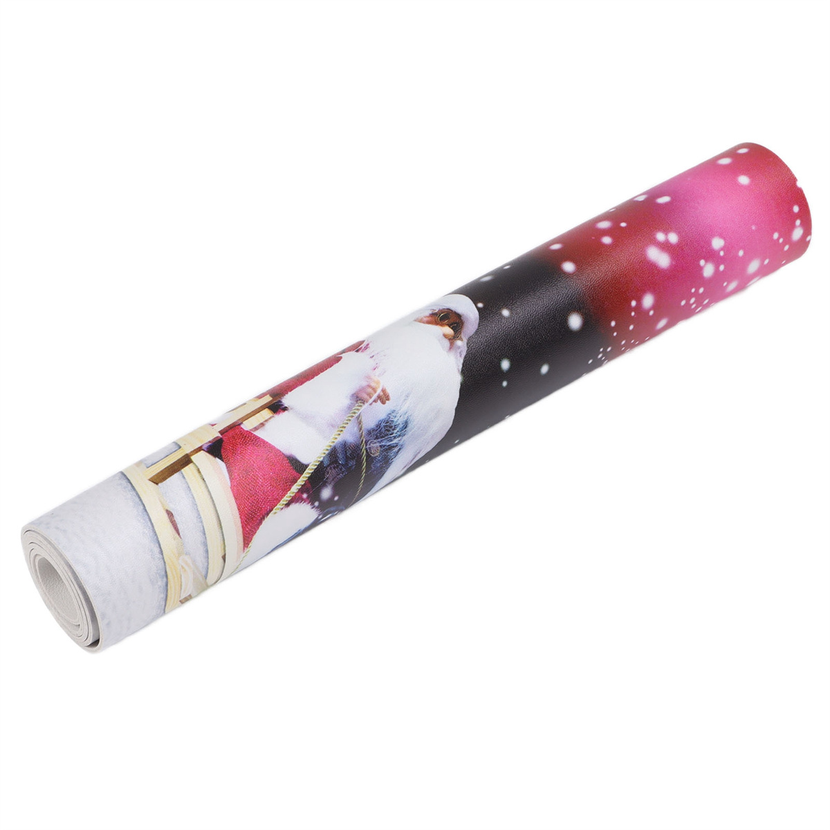 Gerollte Weihnachtsmatte mit einem Weihnachtsmann-Druck. Die Matte ist überwiegend weiß, mit einem roten und schwarzen Design.
