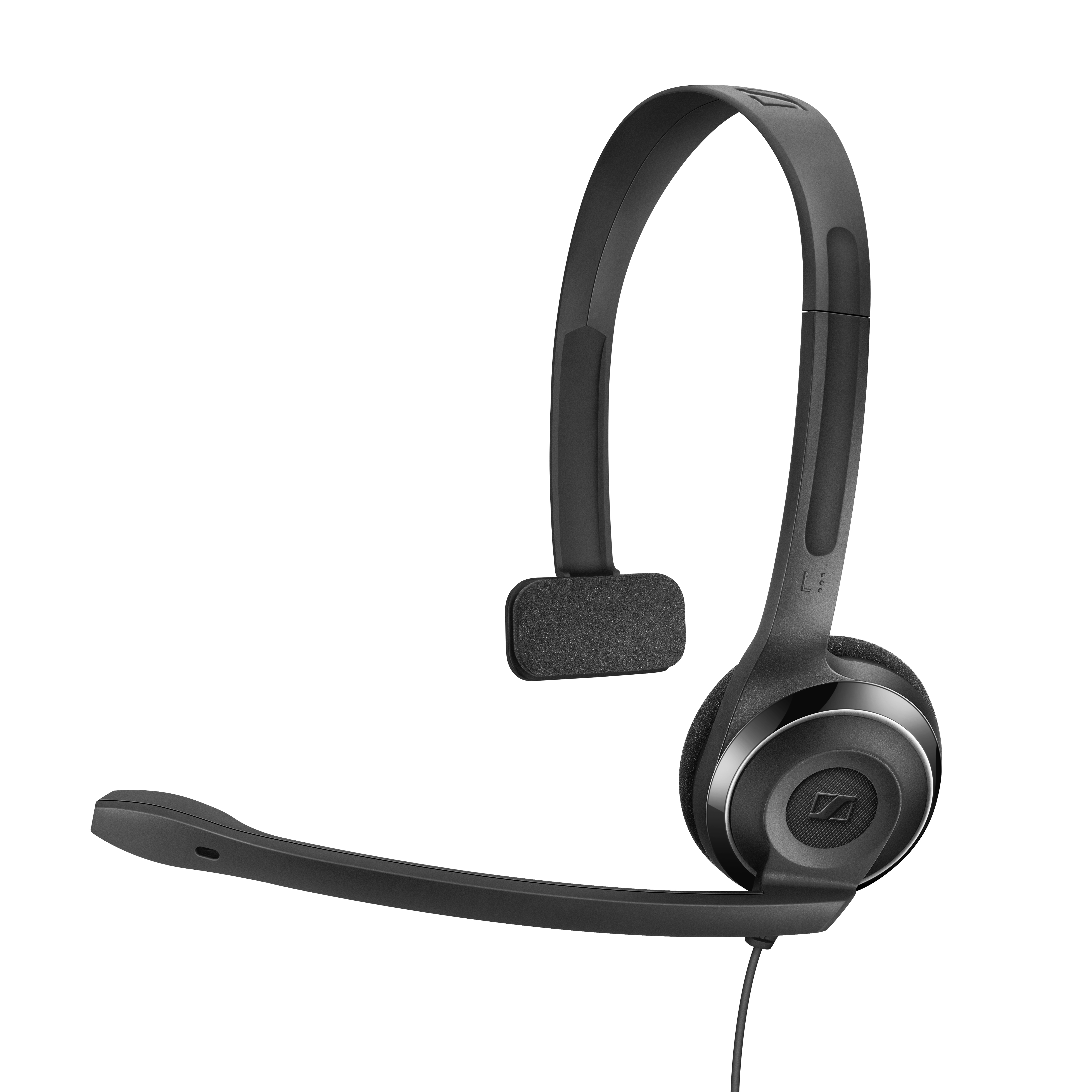 Auriculares Sennheiser negros con una sola copa y un micrófono. El nombre de la marca es visible.