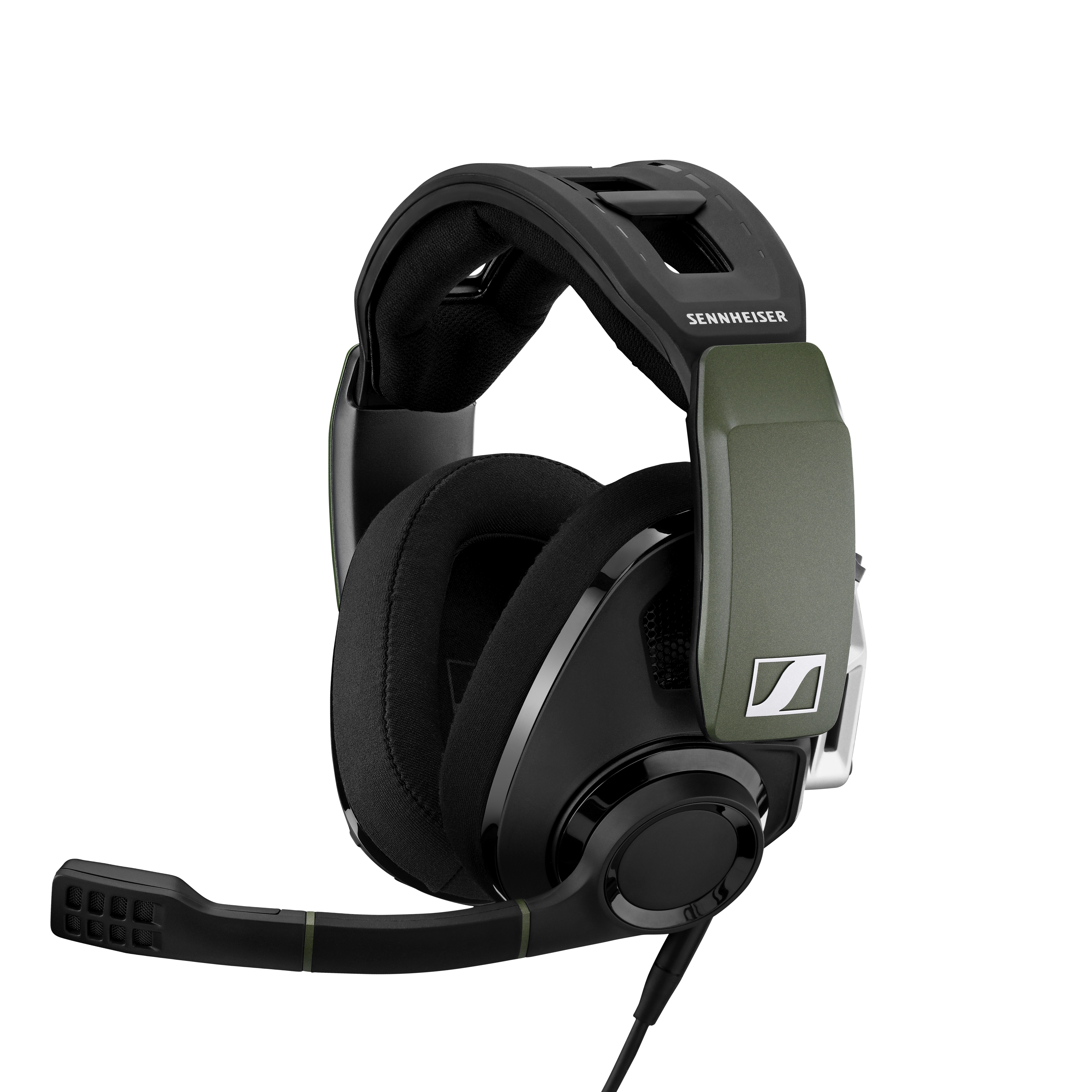 Auriculares gaming negros y verde oliva con micrófono, sobre fondo blanco.