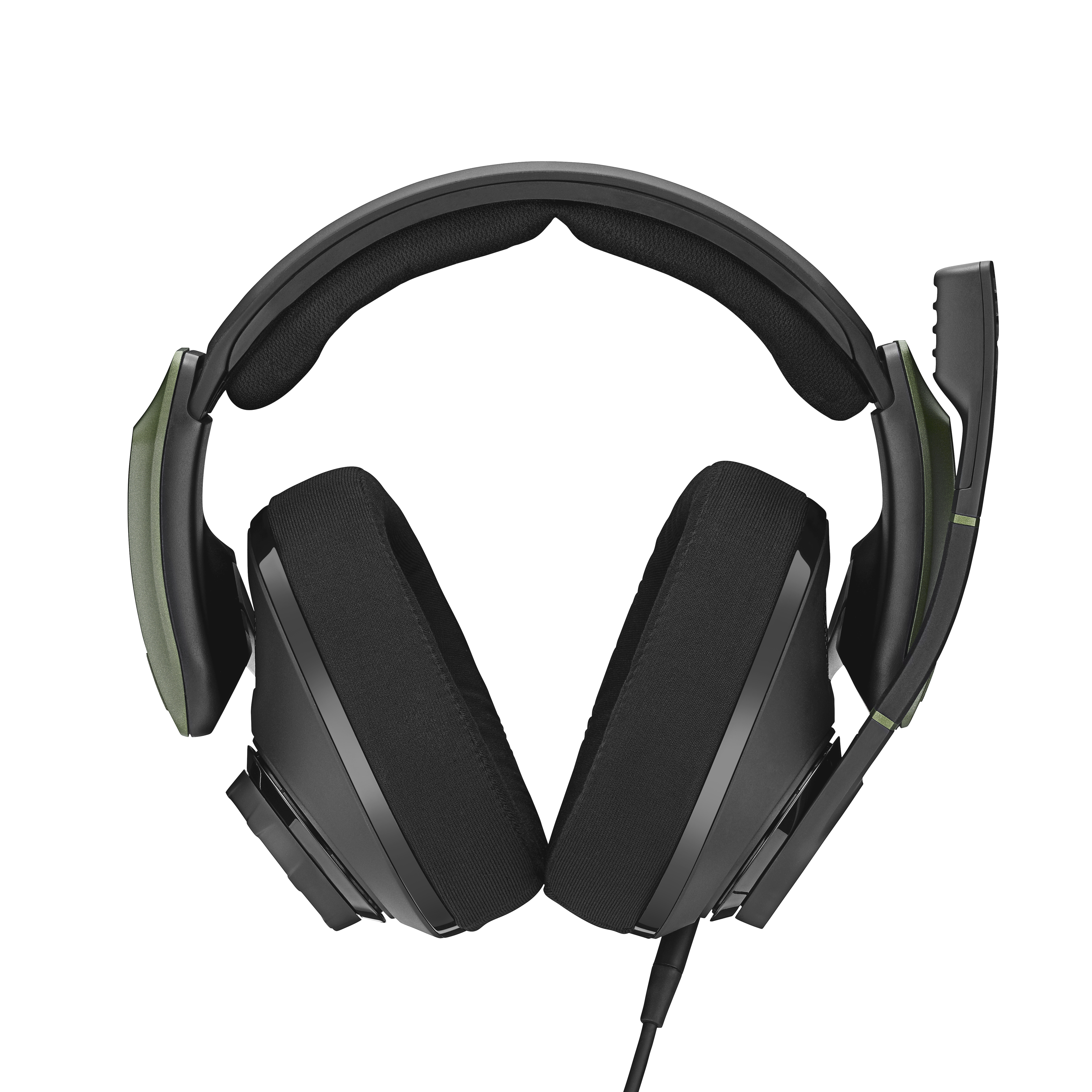 Auriculares gaming negros y oliva con micrófono y conexión por cable, aislado.