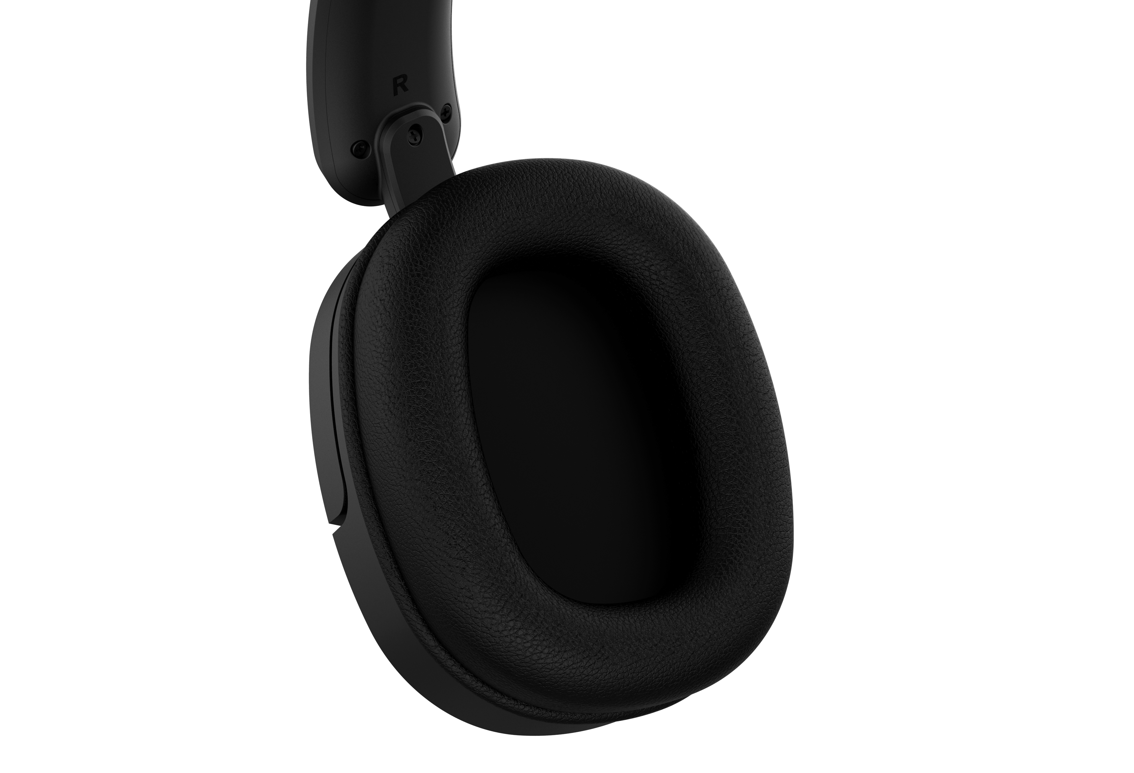 Der Ohrmuschel eines schwarzen Headsets. Der Lautsprecher ist zu sehen, und das Ohrpolster ist schwarz.