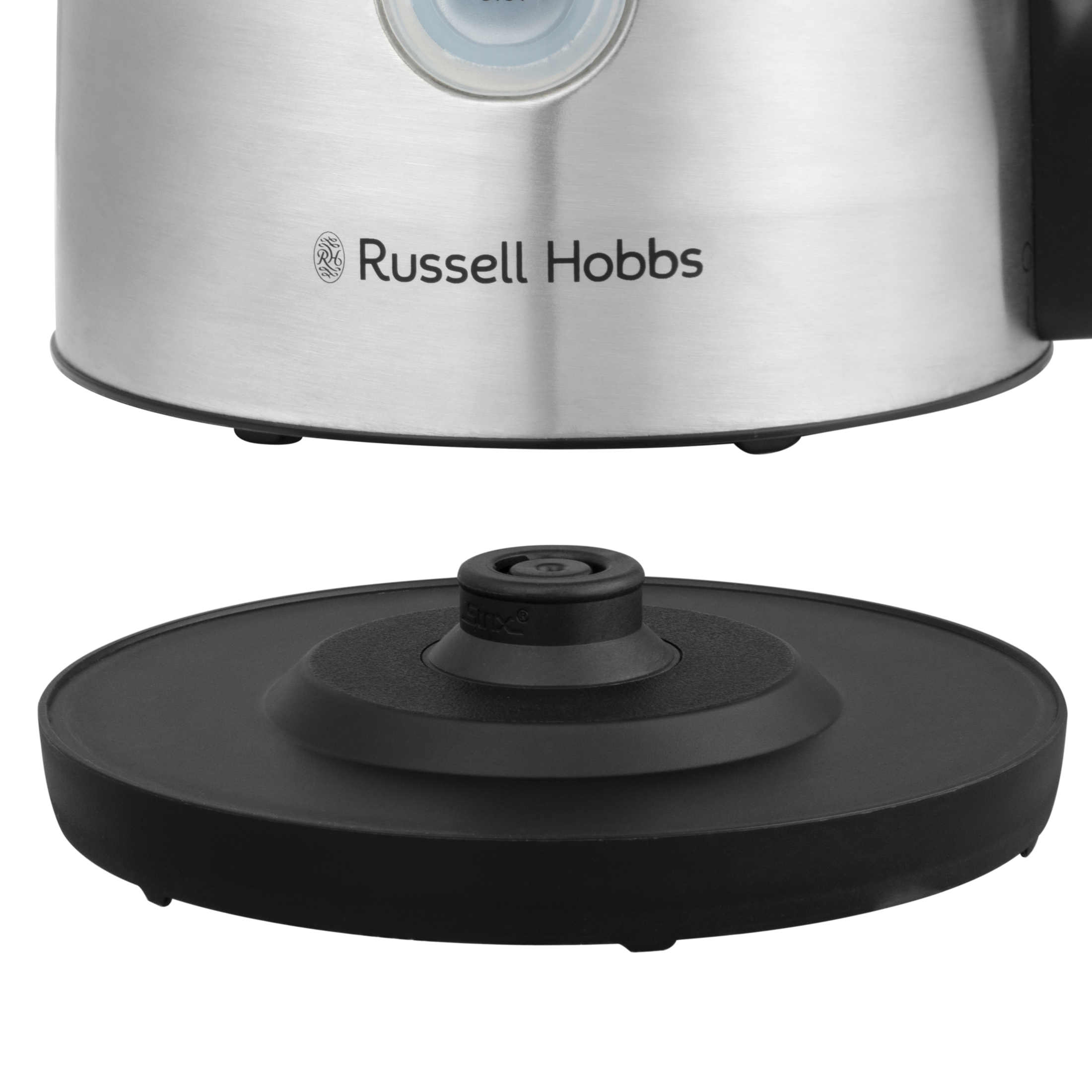 Silberner Russell Hobbs Wasserkocher auf schwarzer Basis.