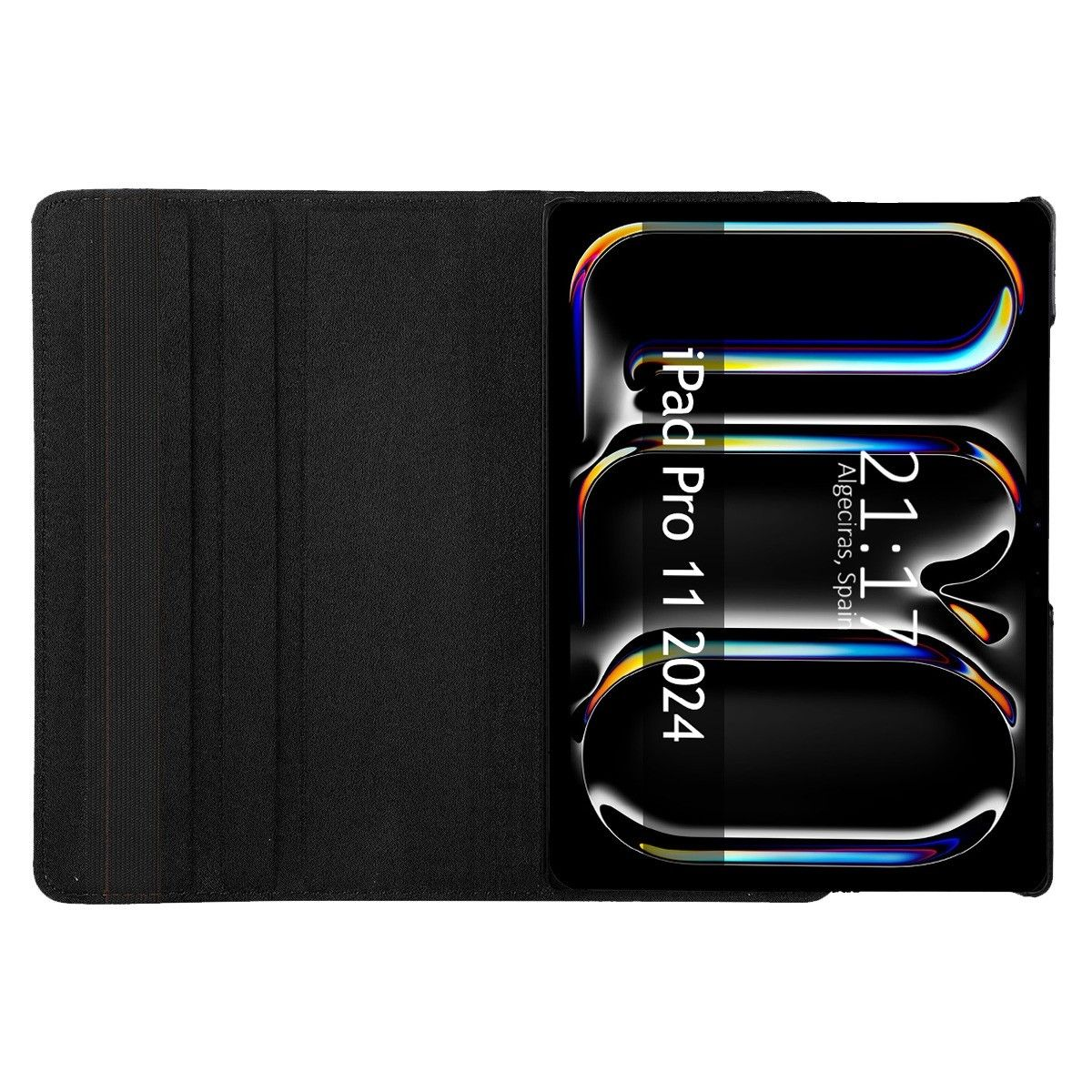 Tableta negra en funda negra, abierta. Pantalla muestra texto y hora. Fondo blanco.