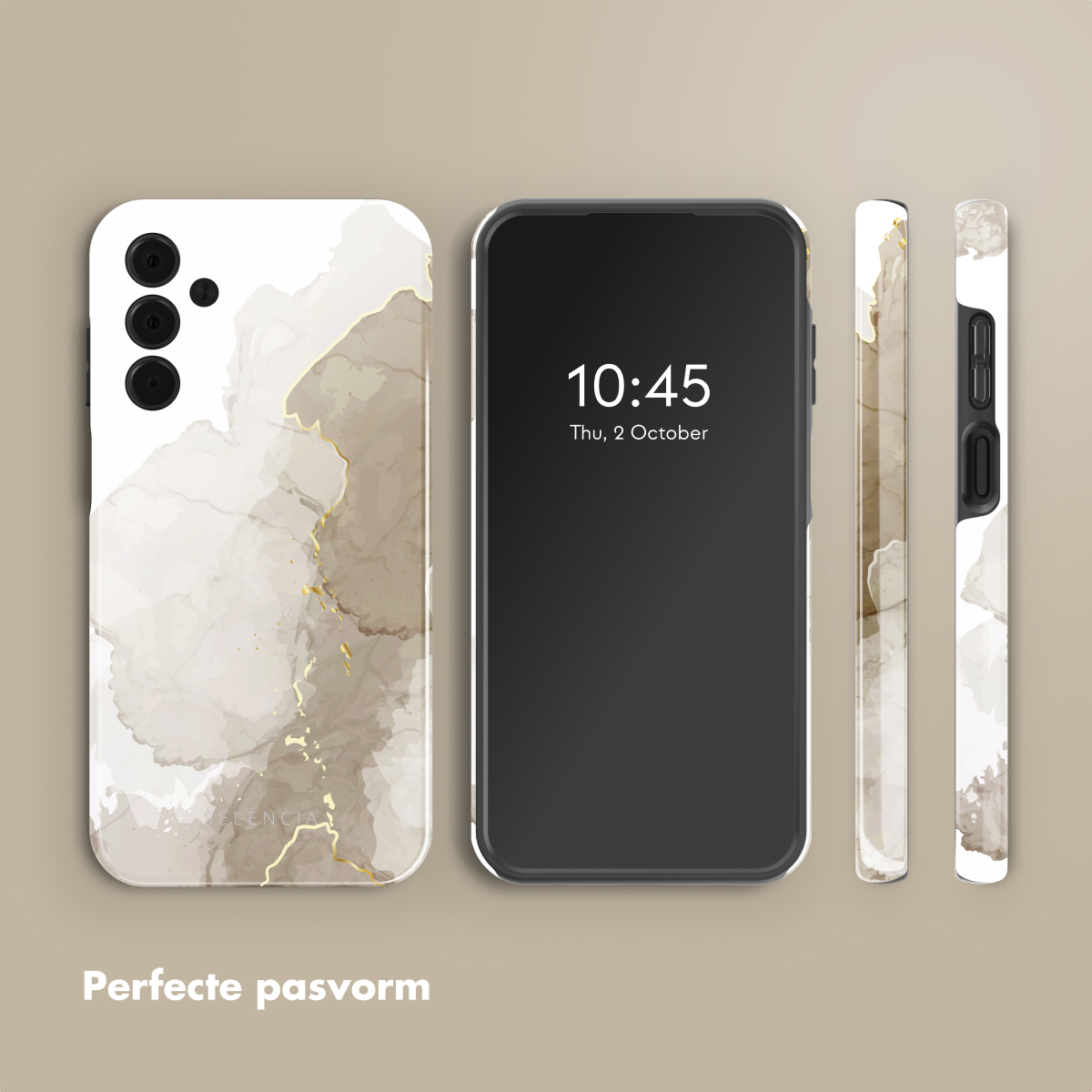 Telefoonhoesje met telefoon en zijaanzicht. Telefoon staat aan, toont de tijd. De hoes heeft een wit, bruin, goud design.