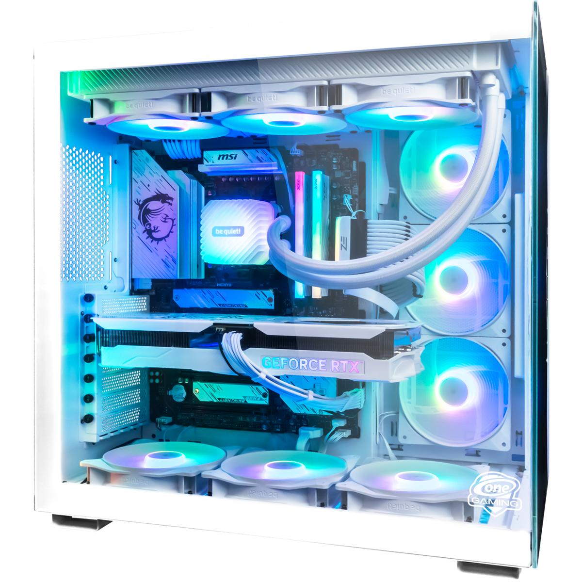 Ein weißes PC-Gehäuse mit Glasseite. Es hat Lichter und interne PC-Komponenten.