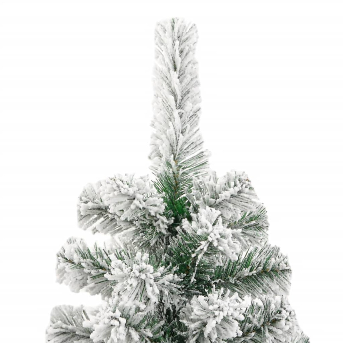 Schneebedeckte Weihnachtsbaumspitze auf weißem Hintergrund.