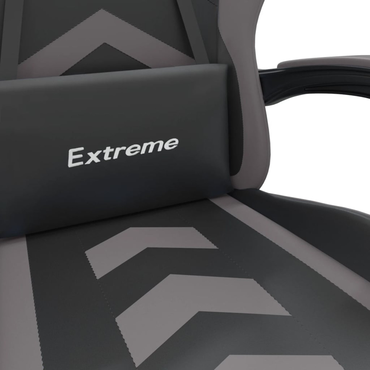 Nahaufnahme der Kopfstütze eines Gaming-Stuhls mit dem Wort 'Extreme'.