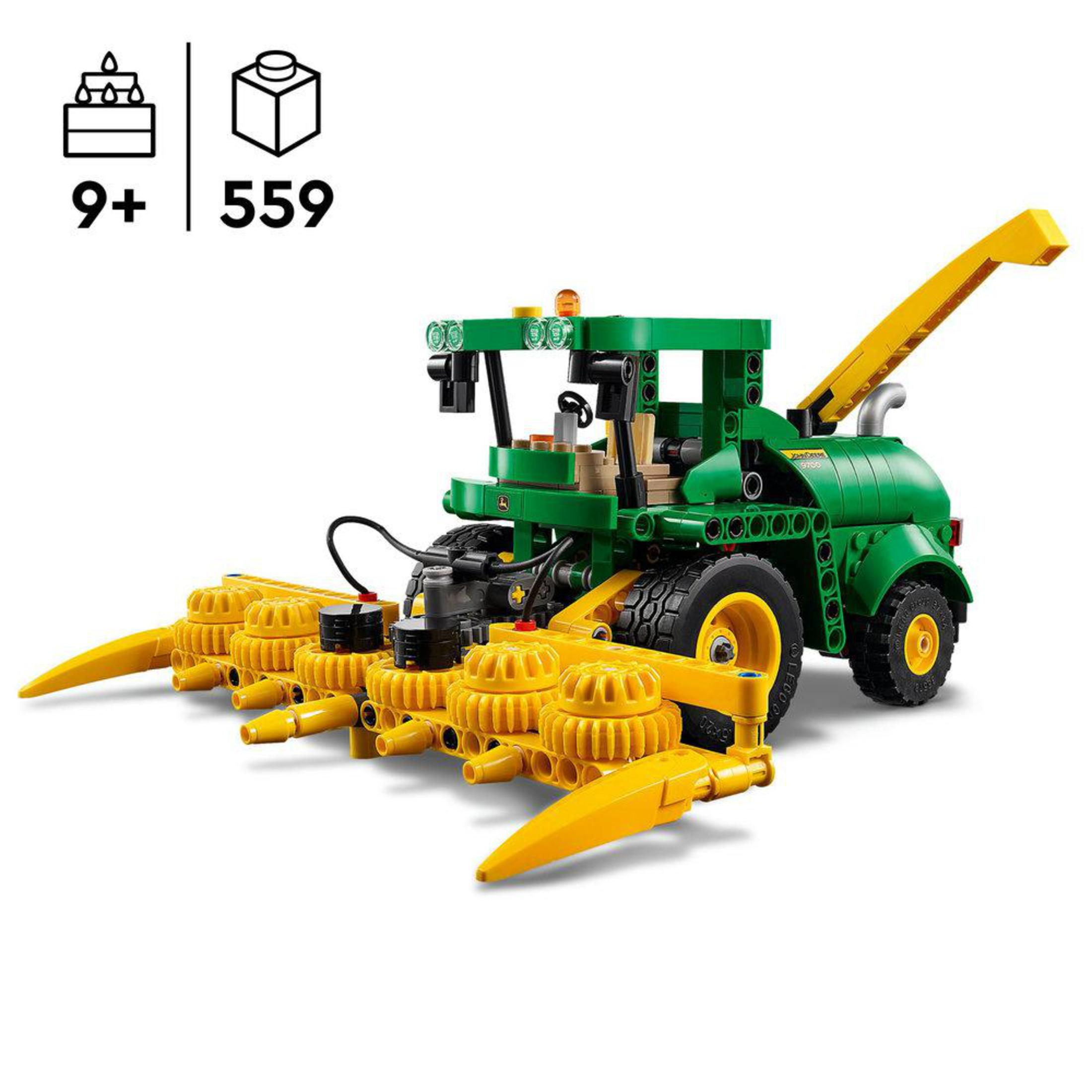 Lego-Set eines grünen und gelben Mähdrescher-Spielzeugs. Es hat viele Details.