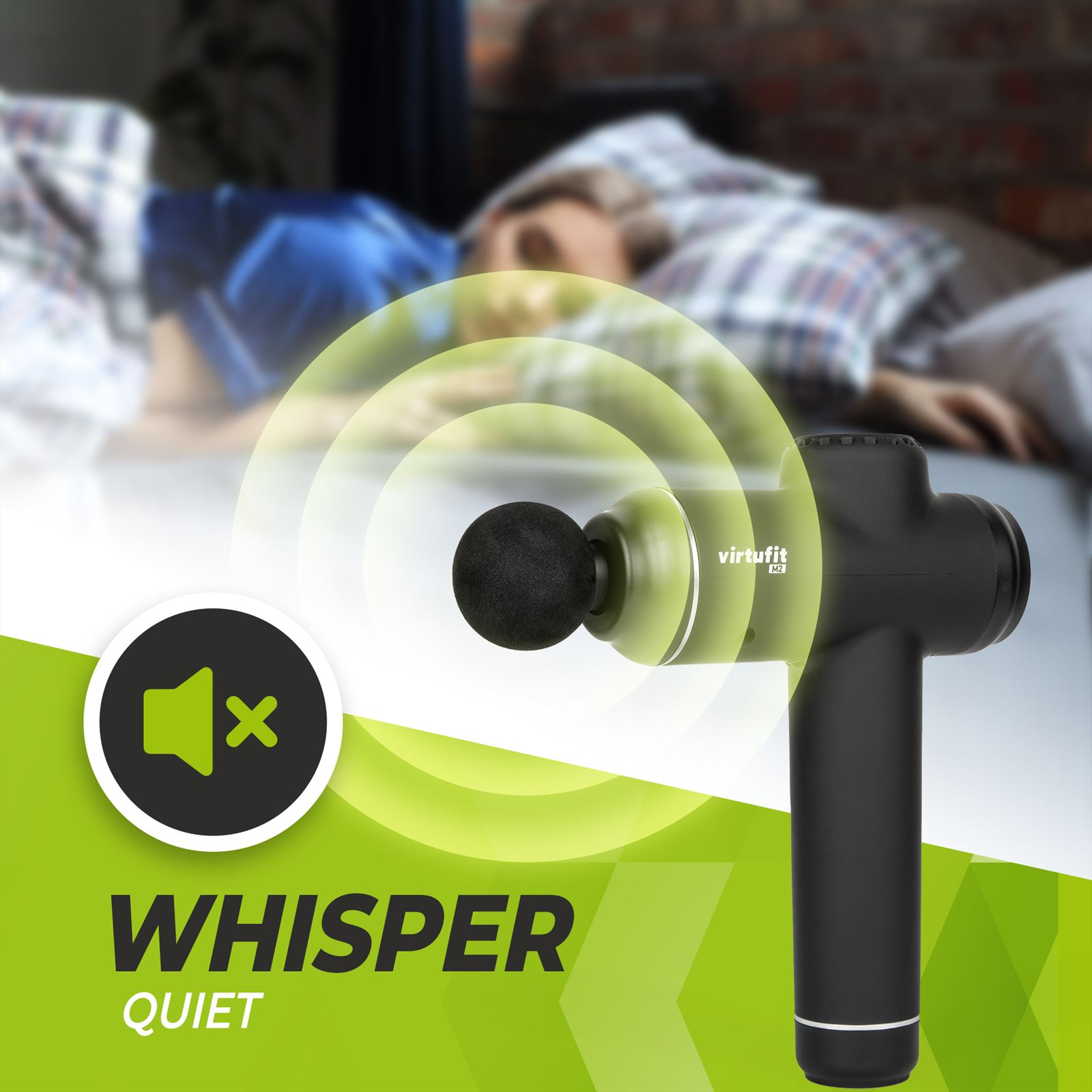 Eine Massagepistole mit einer Person, die im Hintergrund auf einem Bett liegt. Text kennzeichnet 'Whisper Quiet'.