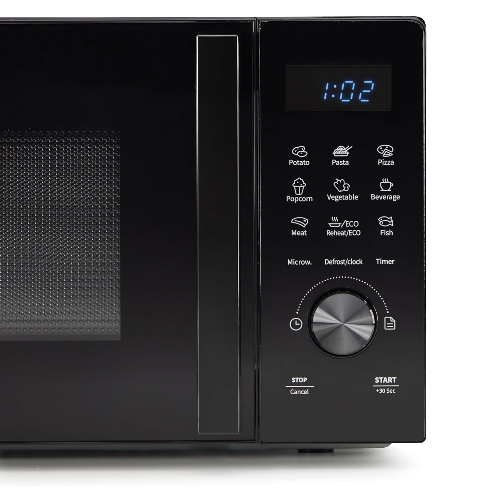Un horno microondas negro. El panel de control tiene una pantalla digital y varios botones de función.