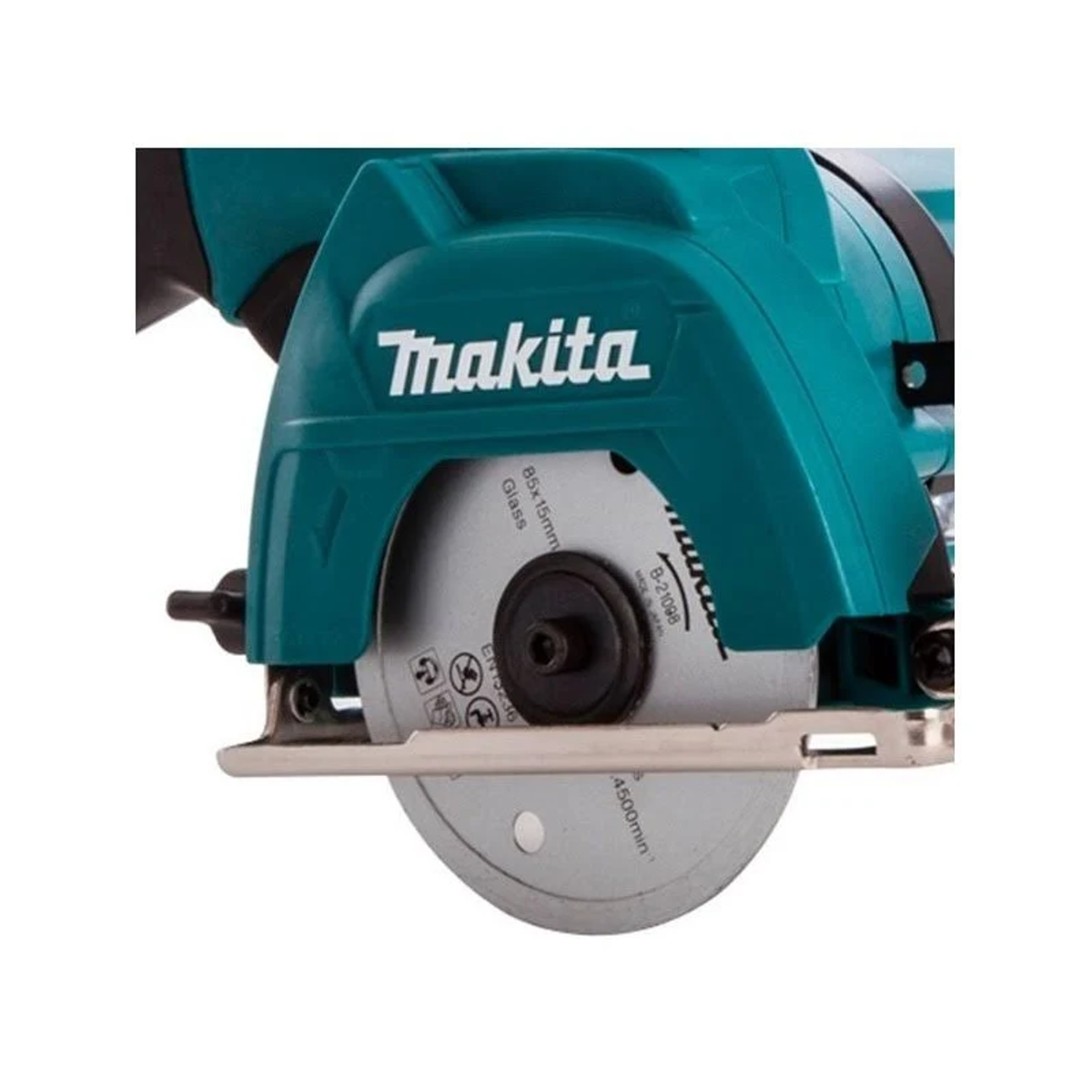Primer plano de una sierra circular Makita, con hoja de metal y carcasa turquesa.