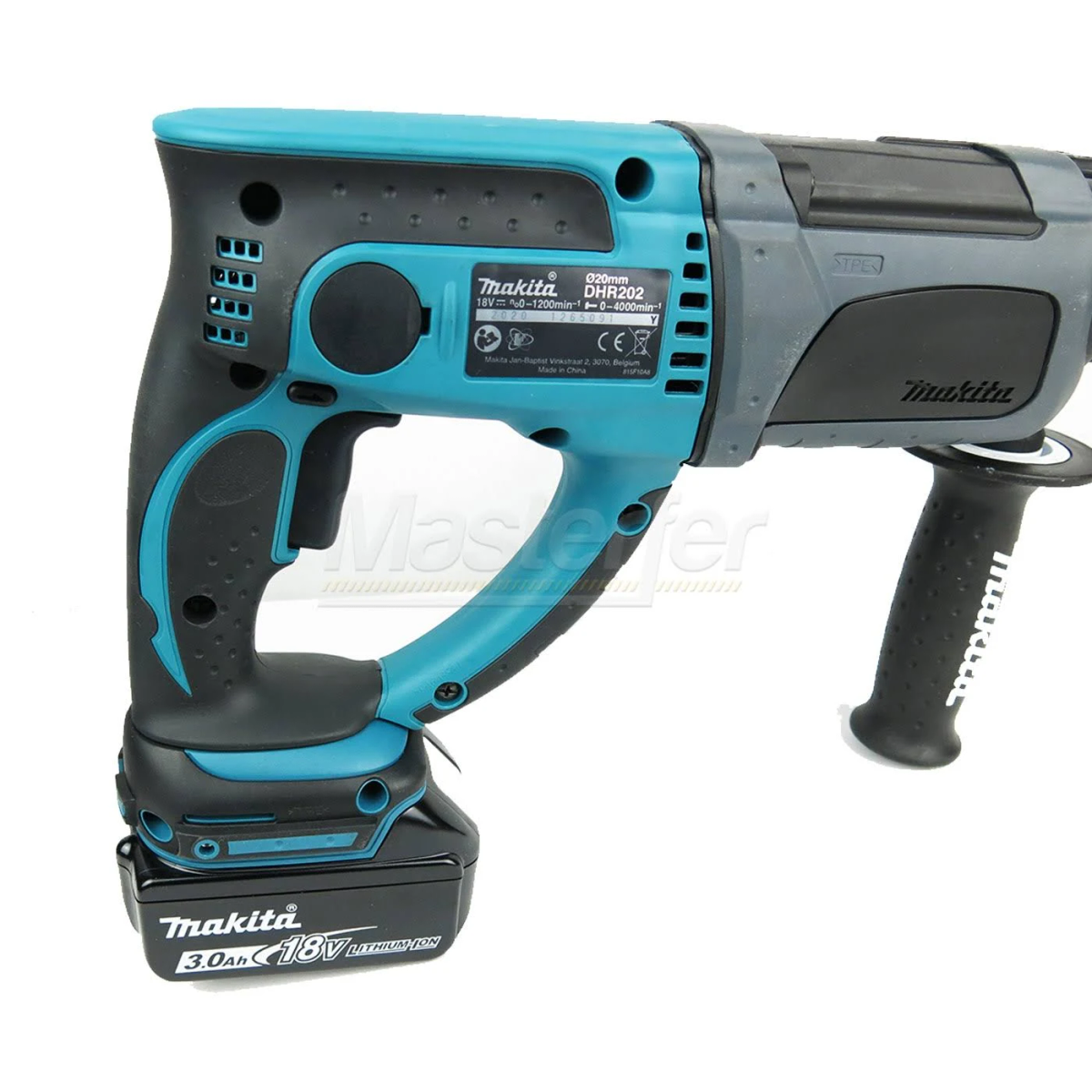 Taladro Makita turquesa y negro con batería. Tiene un asa y un agarre lateral.