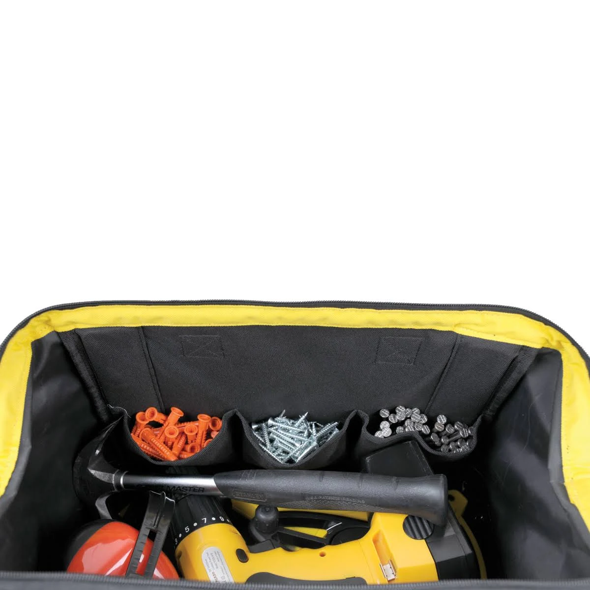 Una borsa degli attrezzi nera aperta, con attrezzi e viti nelle tasche. Fodera gialla visibile.