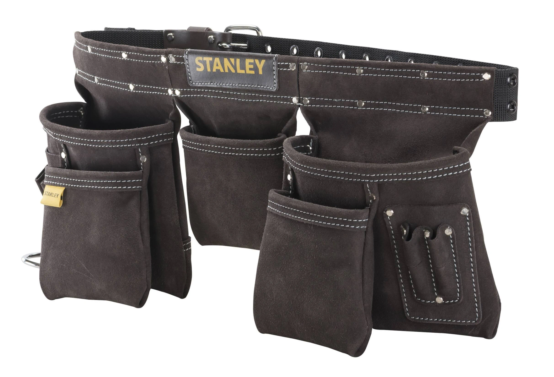 Un cinturón de herramientas Stanley marrón con múltiples bolsillos y una etiqueta de cuero. Costuras blancas son visibles.