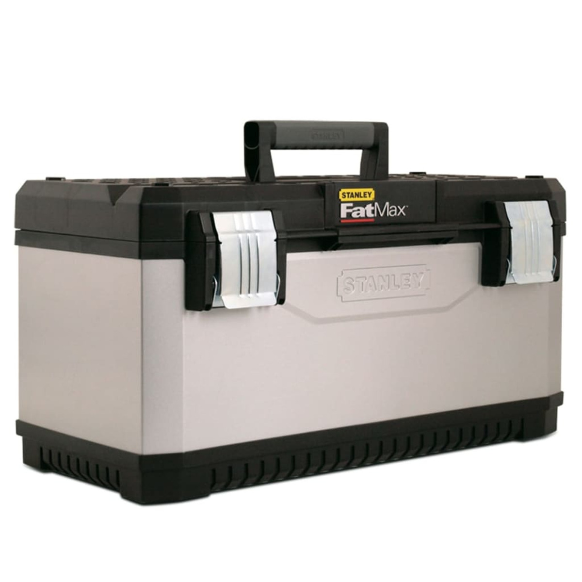 Una caja de herramientas Stanley FatMax, negra en la parte inferior, plateada en el medio y con asa negra arriba.
