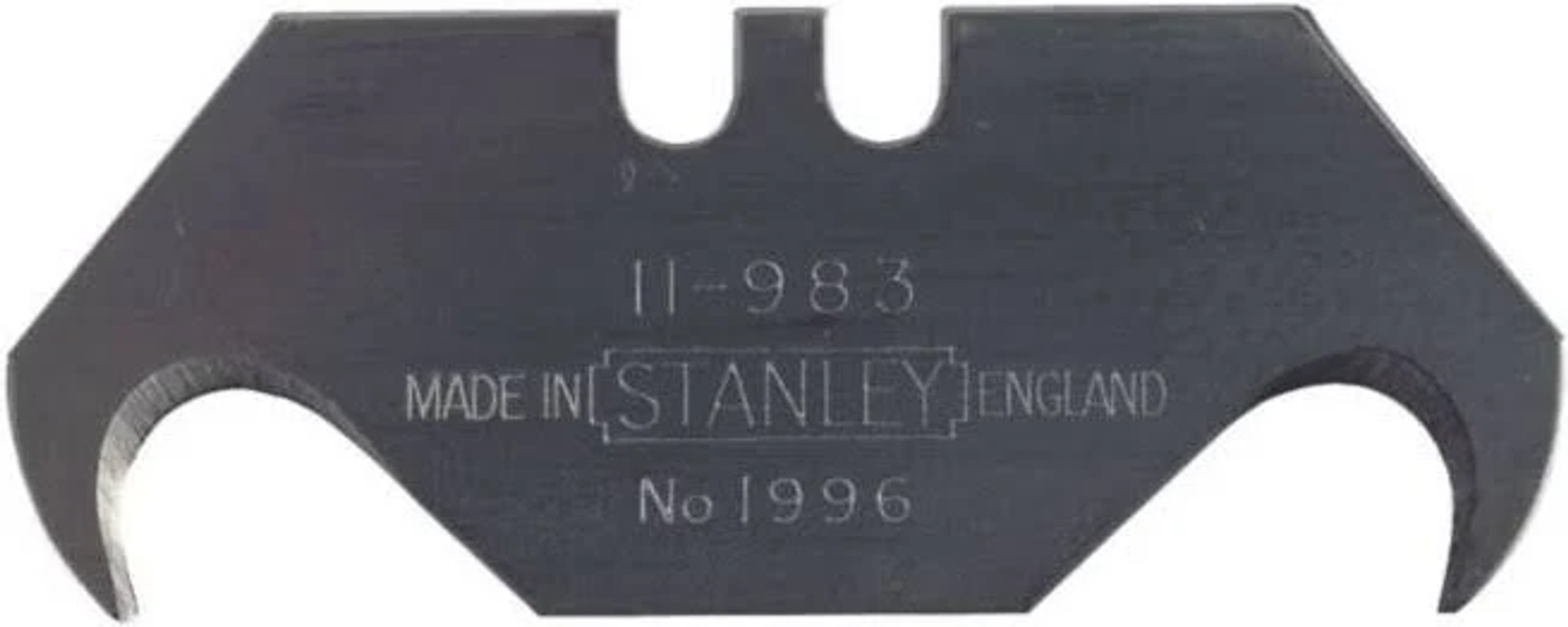 Una cuchilla negra Stanley con el nombre de la marca y el número de modelo impresos.