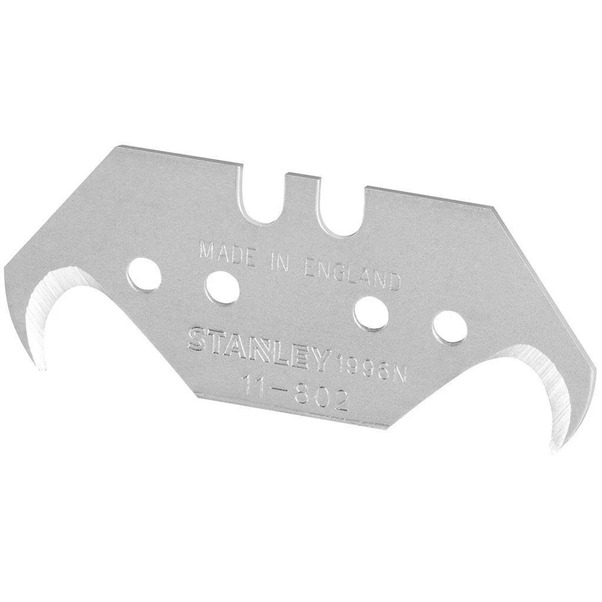 Hoja de cuchillo Stanley plateada con bordes curvos y agujeros, con texto.