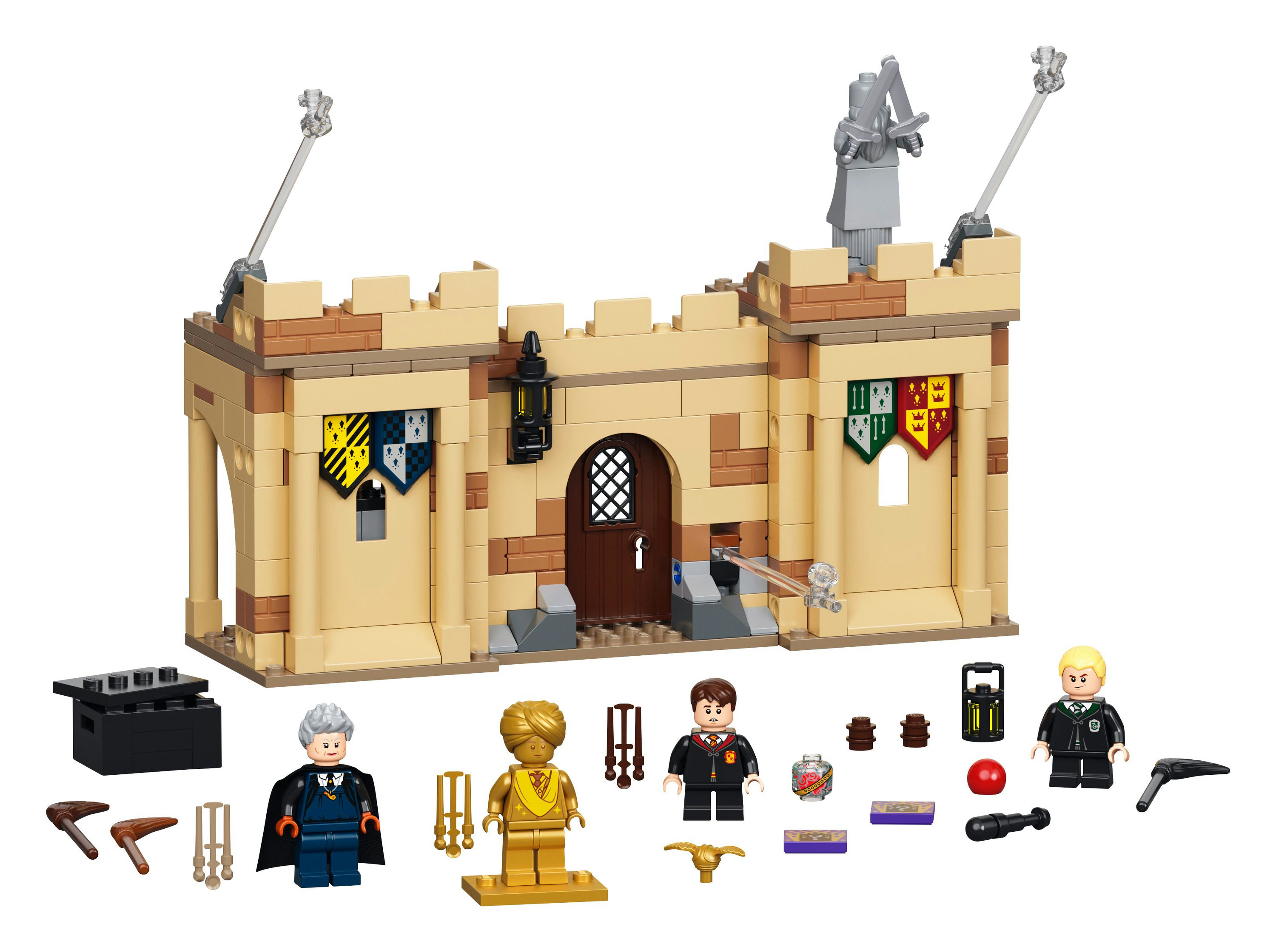 Zestaw LEGO Harry Potter, przedstawiający scenę zamku z minifigurkami i akcesoriami.