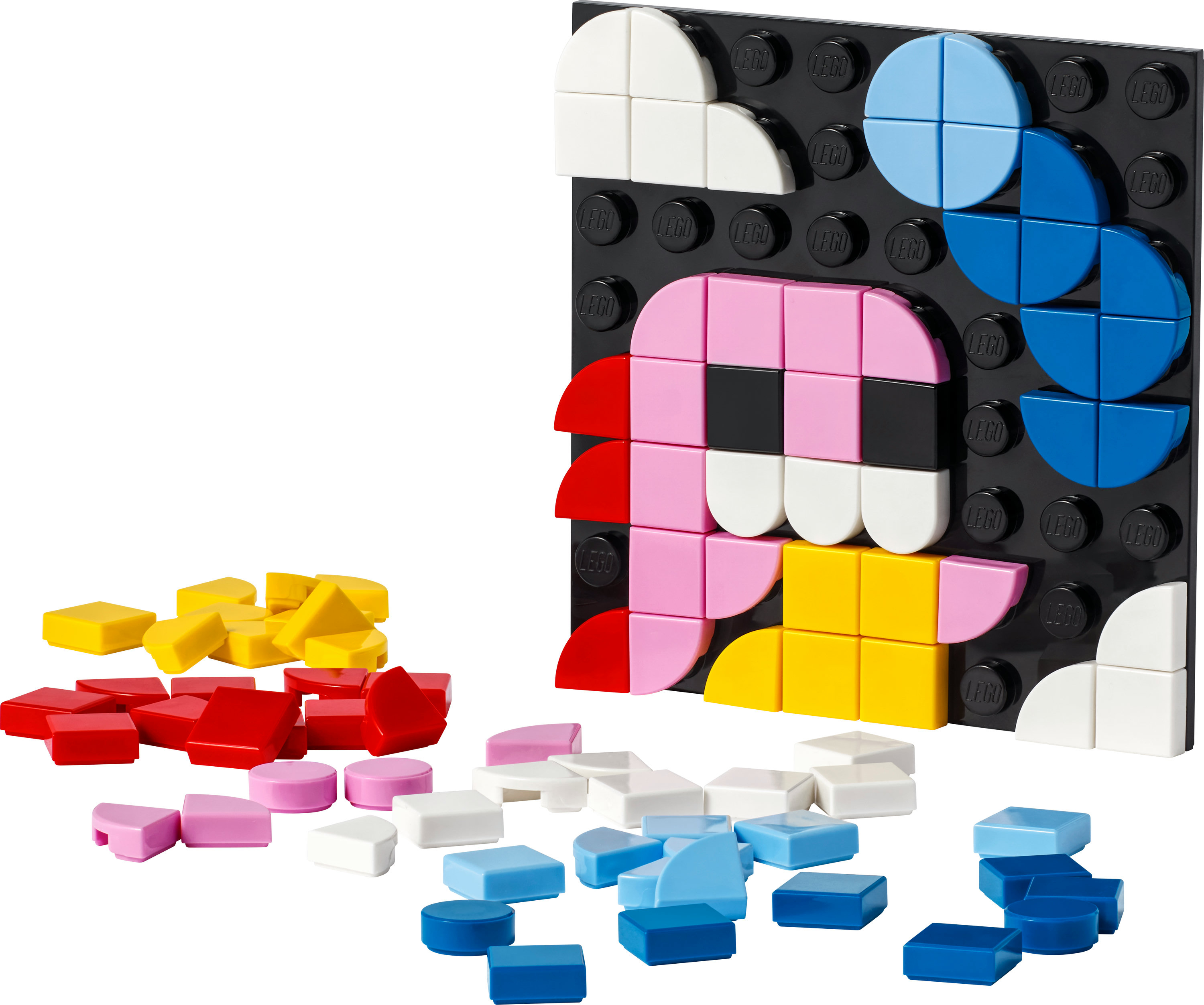 Un set Lego Dots, con una base nera, un design a mosaico colorato e tessere sfuse.