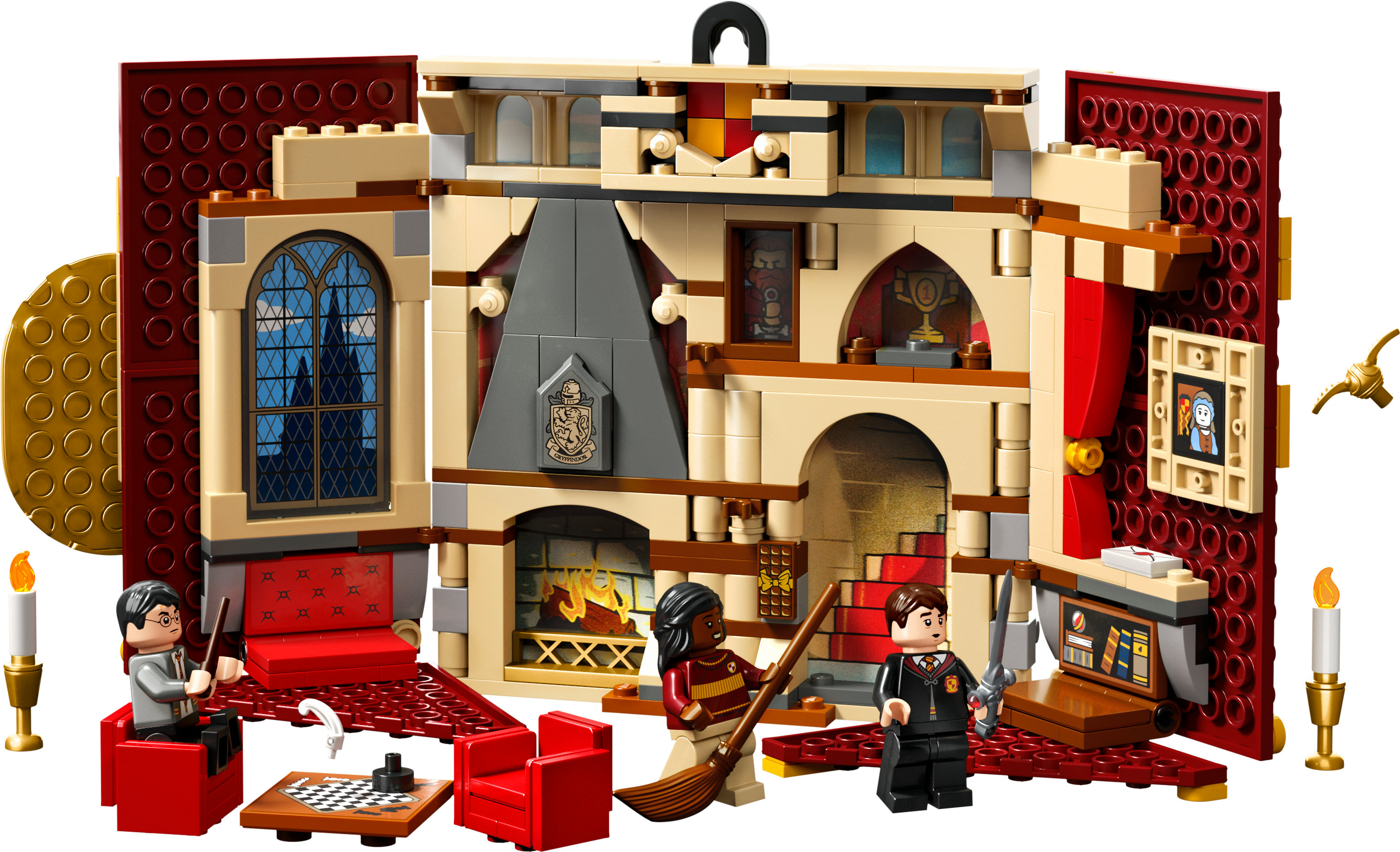 Lego Harry Potter Set des Raum der Wünsche, mit Figuren und detailliertem Innenraum.