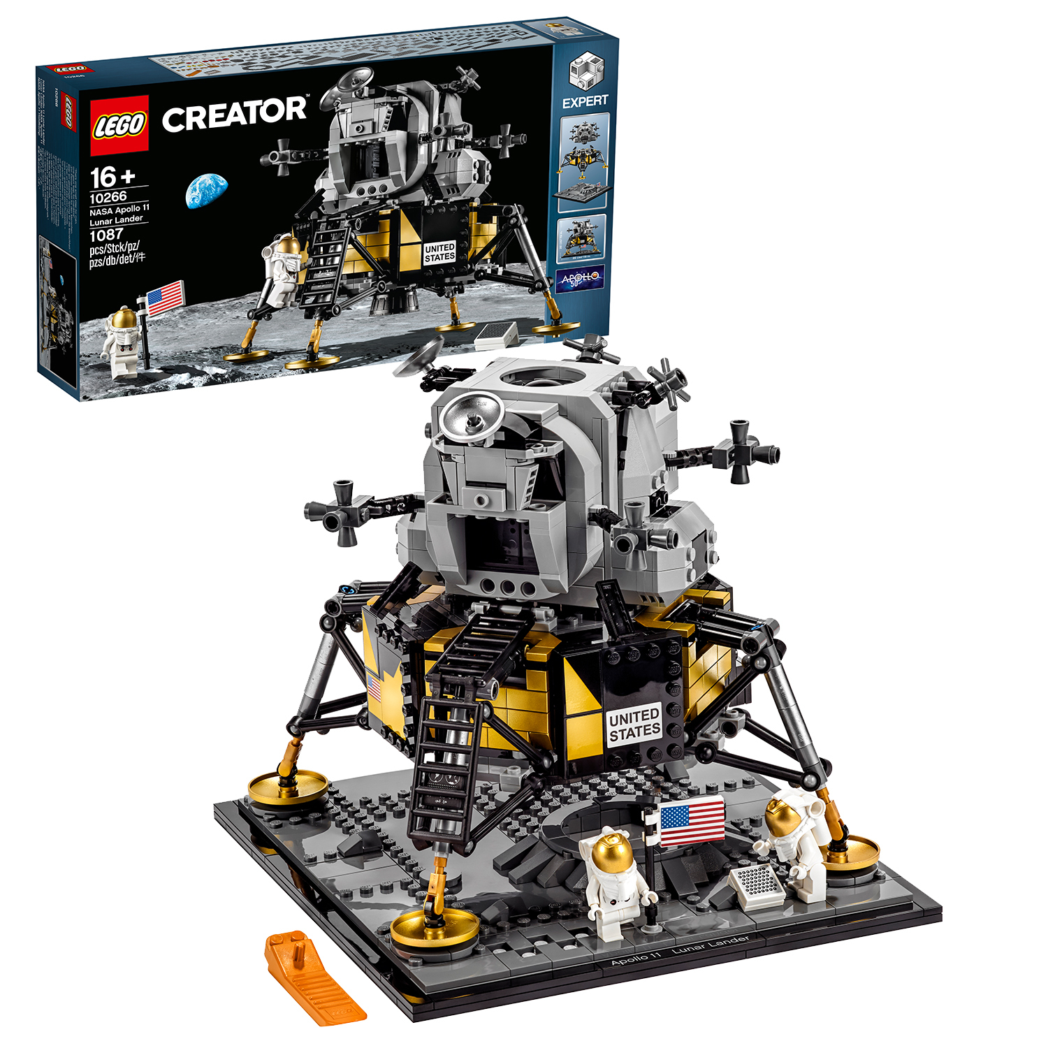 Model LEGO lądownika księżycowego Apollo 11 jest pokazany z astronautami i pudełkiem.