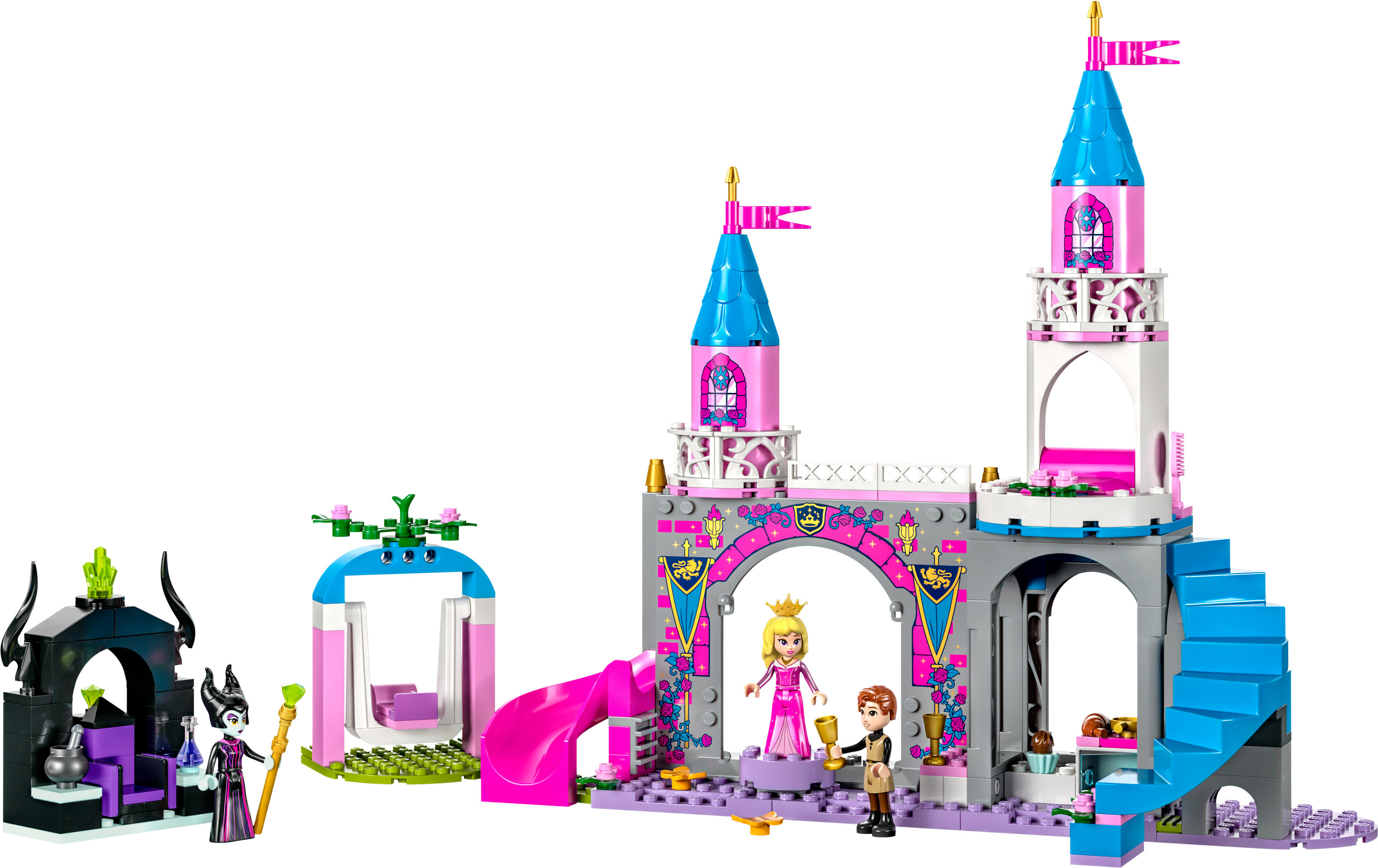 Ein Lego-Schloss-Set mit Prinzessin, Prinz und Schurkenfiguren. Es hat Türme und eine Rutsche.