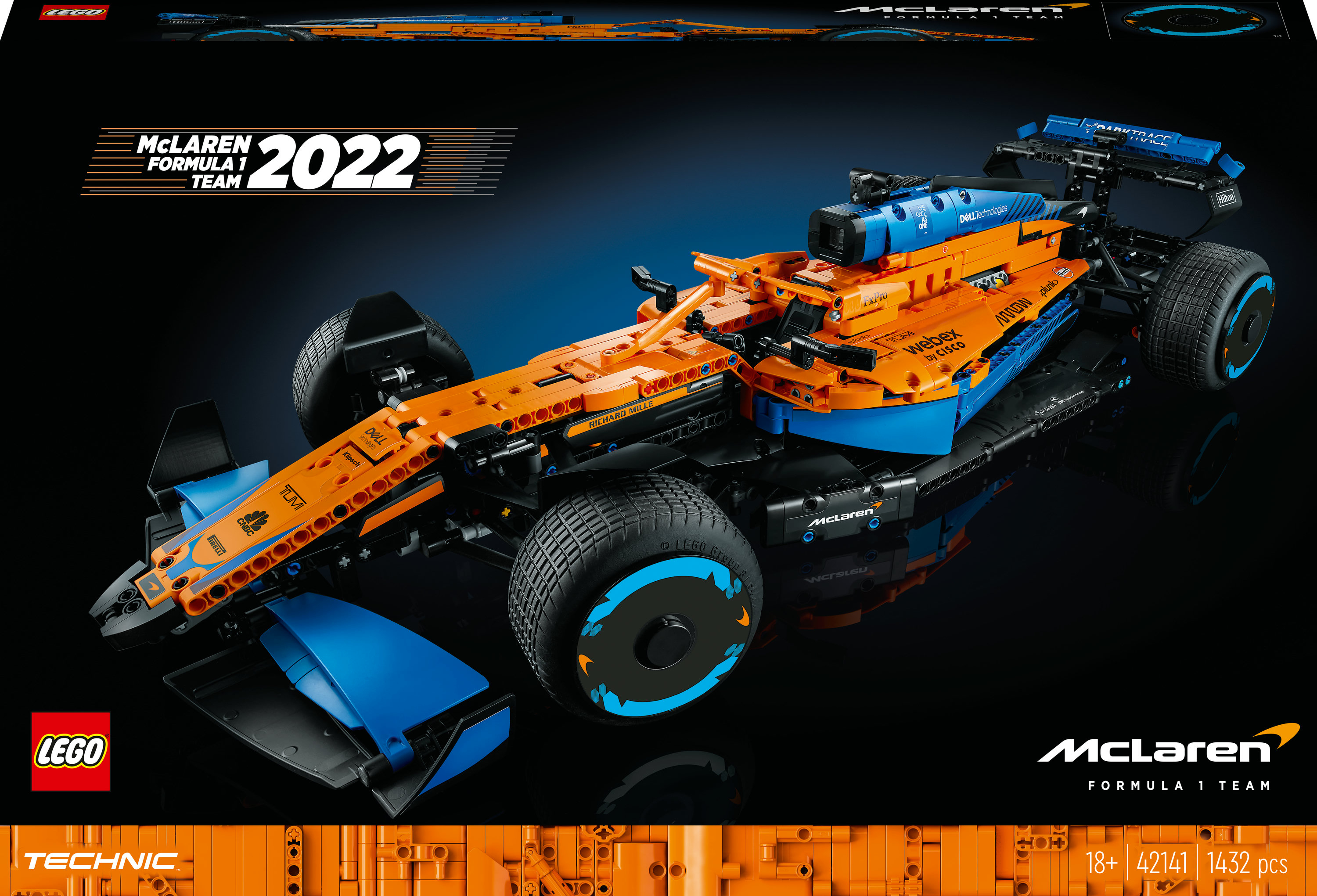 Model samochodu Lego Technic McLaren F1 na czarnym tle, w pudełku.