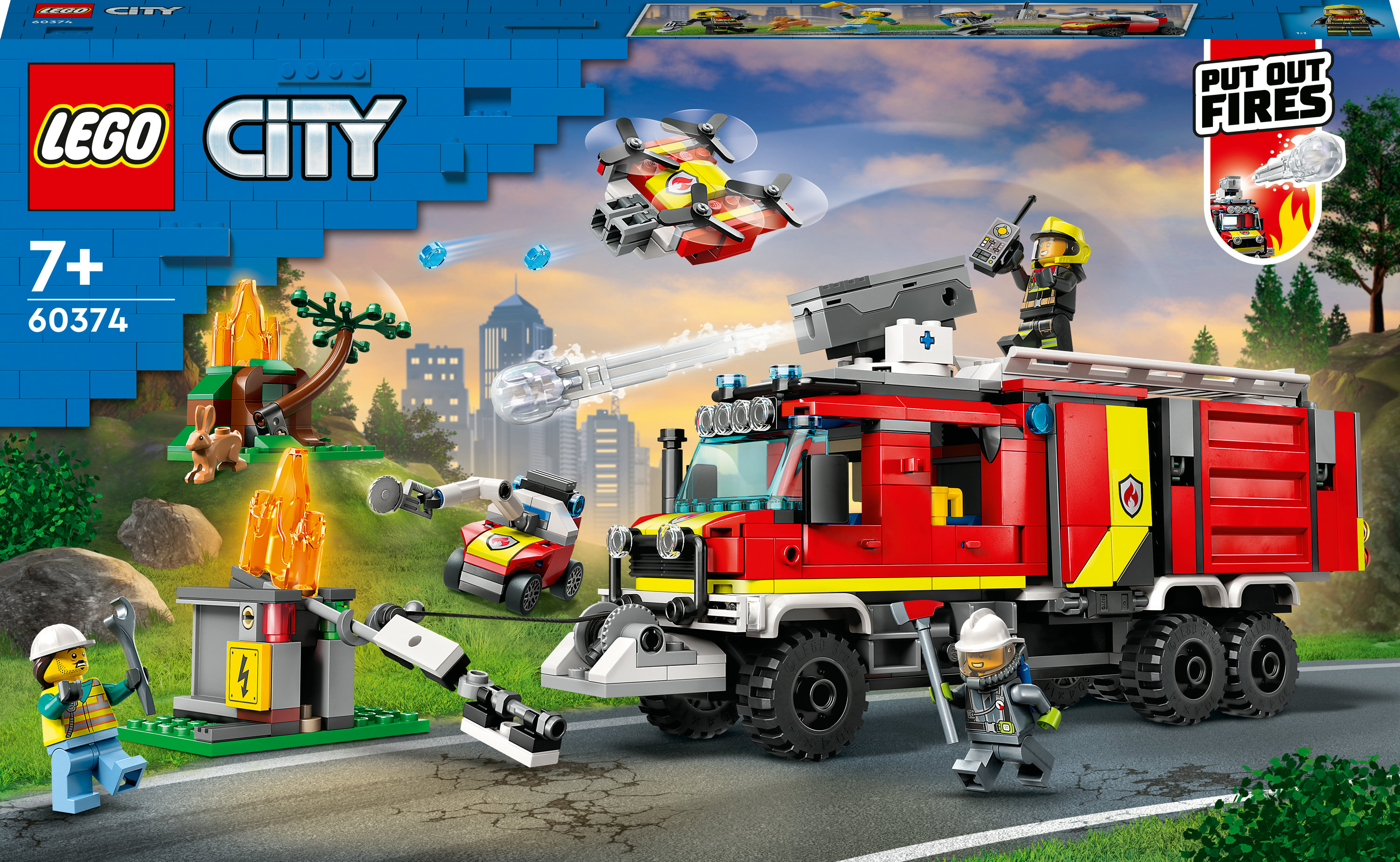 Lego City itfaiye kamyonu seti. İtfaiyeciler ve ekipmanlarla kırmızı itfaiye kamyonu.