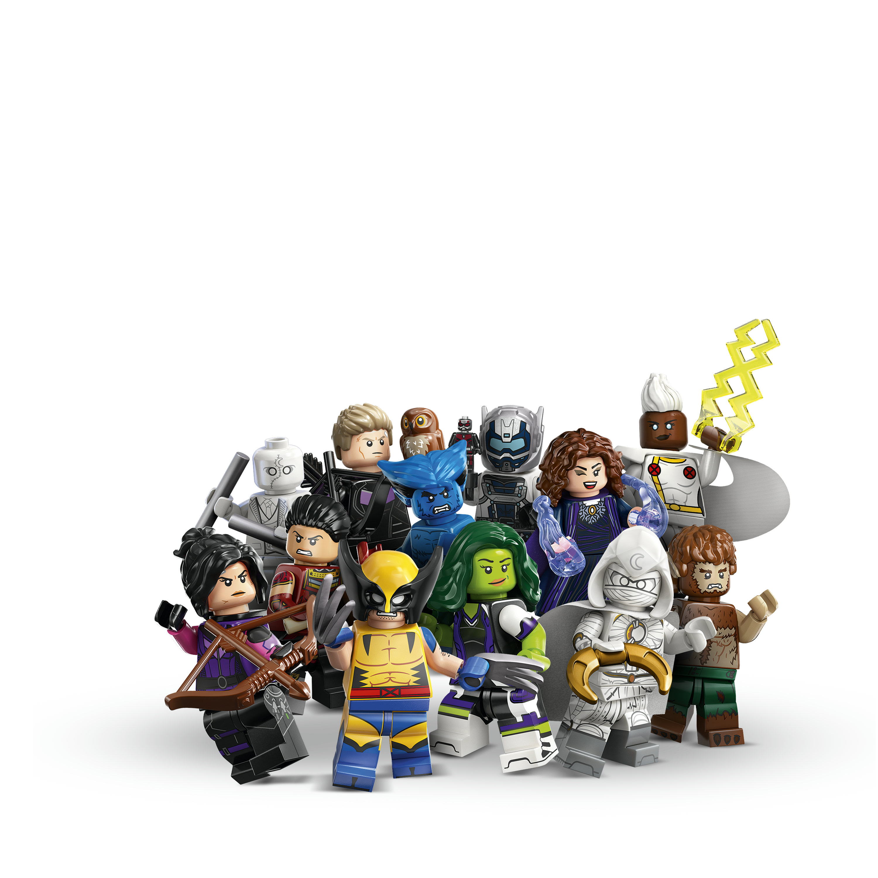 Figurine Lego di supereroi, tra cui Wolverine e She-Hulk, in gruppo su sfondo bianco.