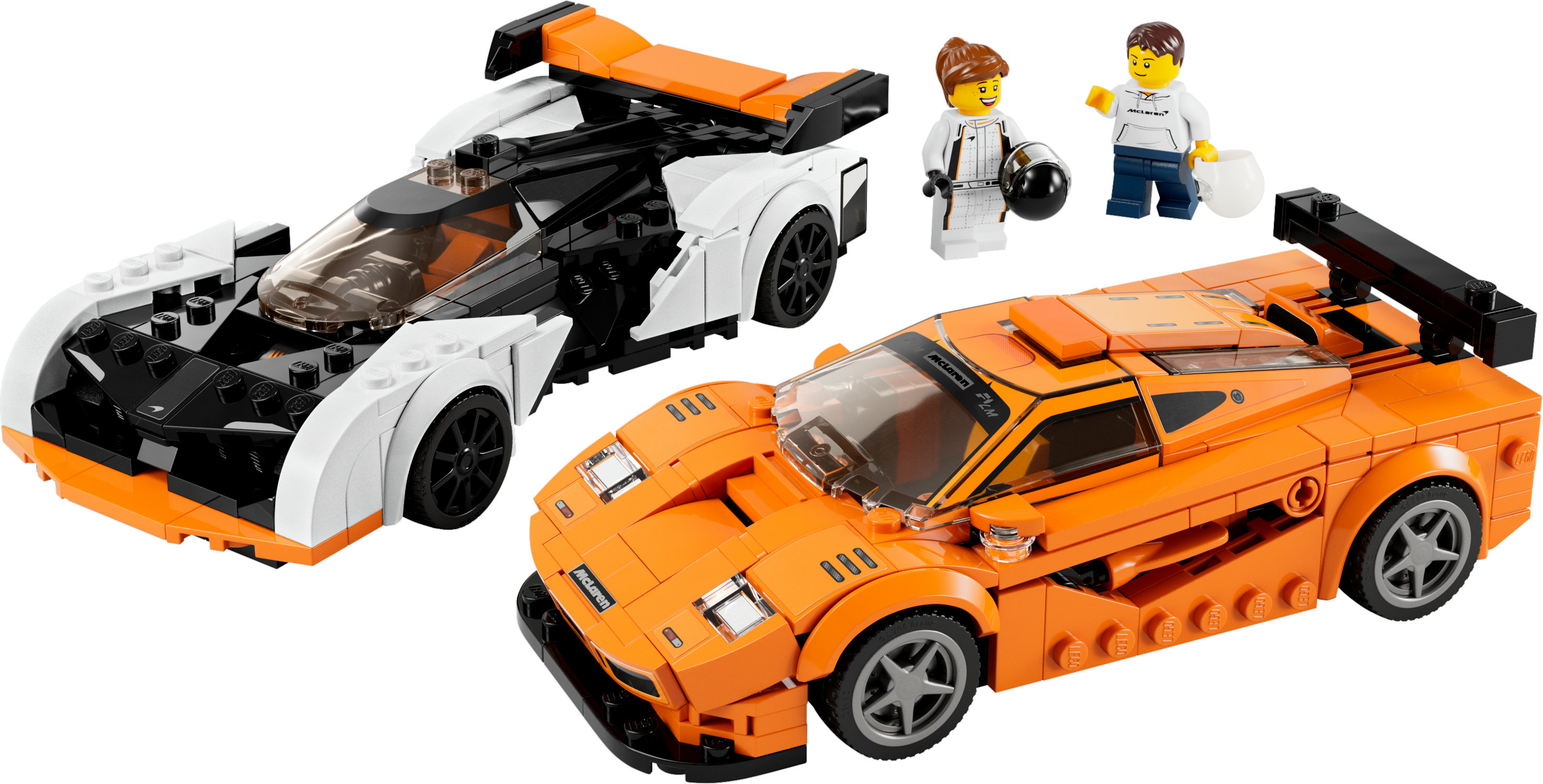 Zwei Lego-Autos, eines weiß und schwarz, das andere orange, mit zwei Minifiguren von Personen.