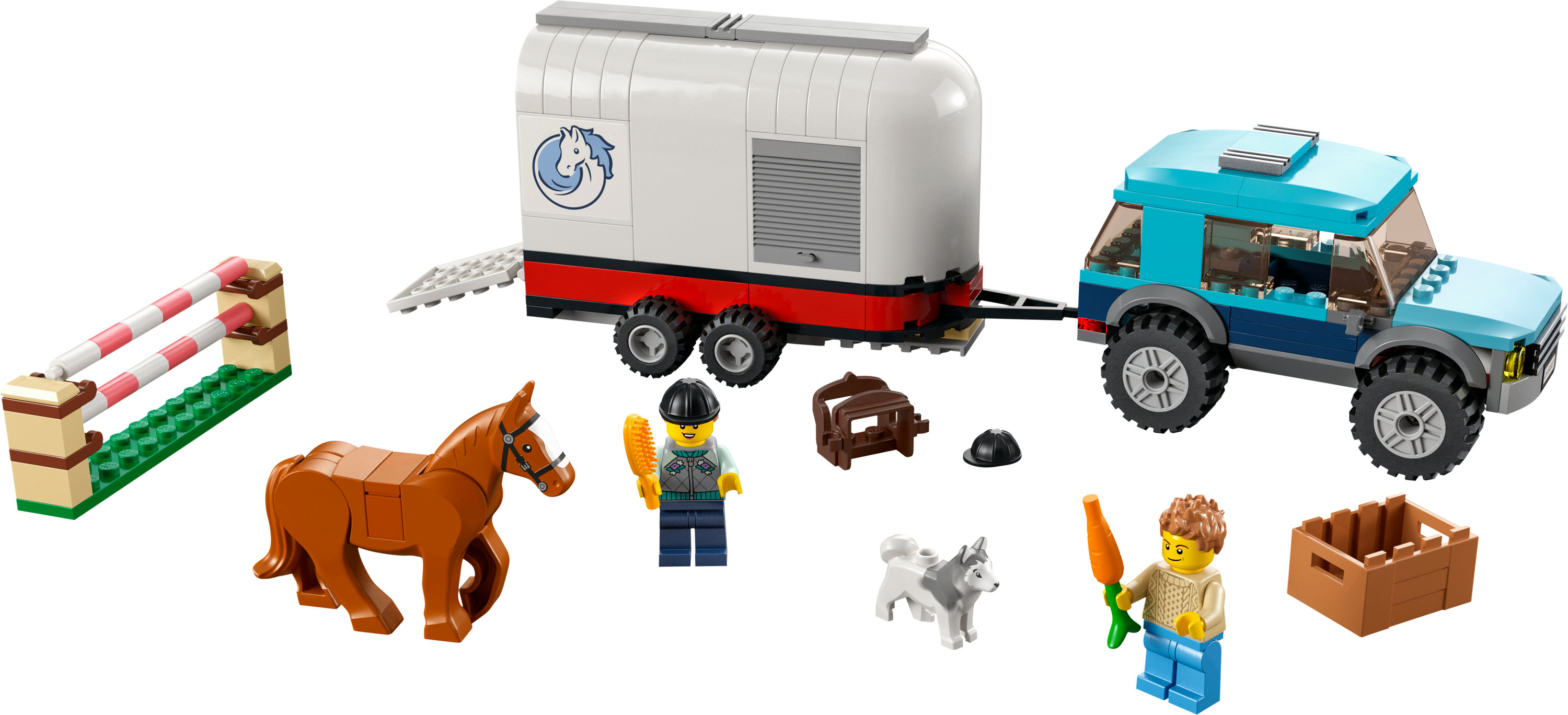 Un set di rimorchio per cavalli LEGO con un camion, un cavallo e personaggi. C'è un salto nella scena.
