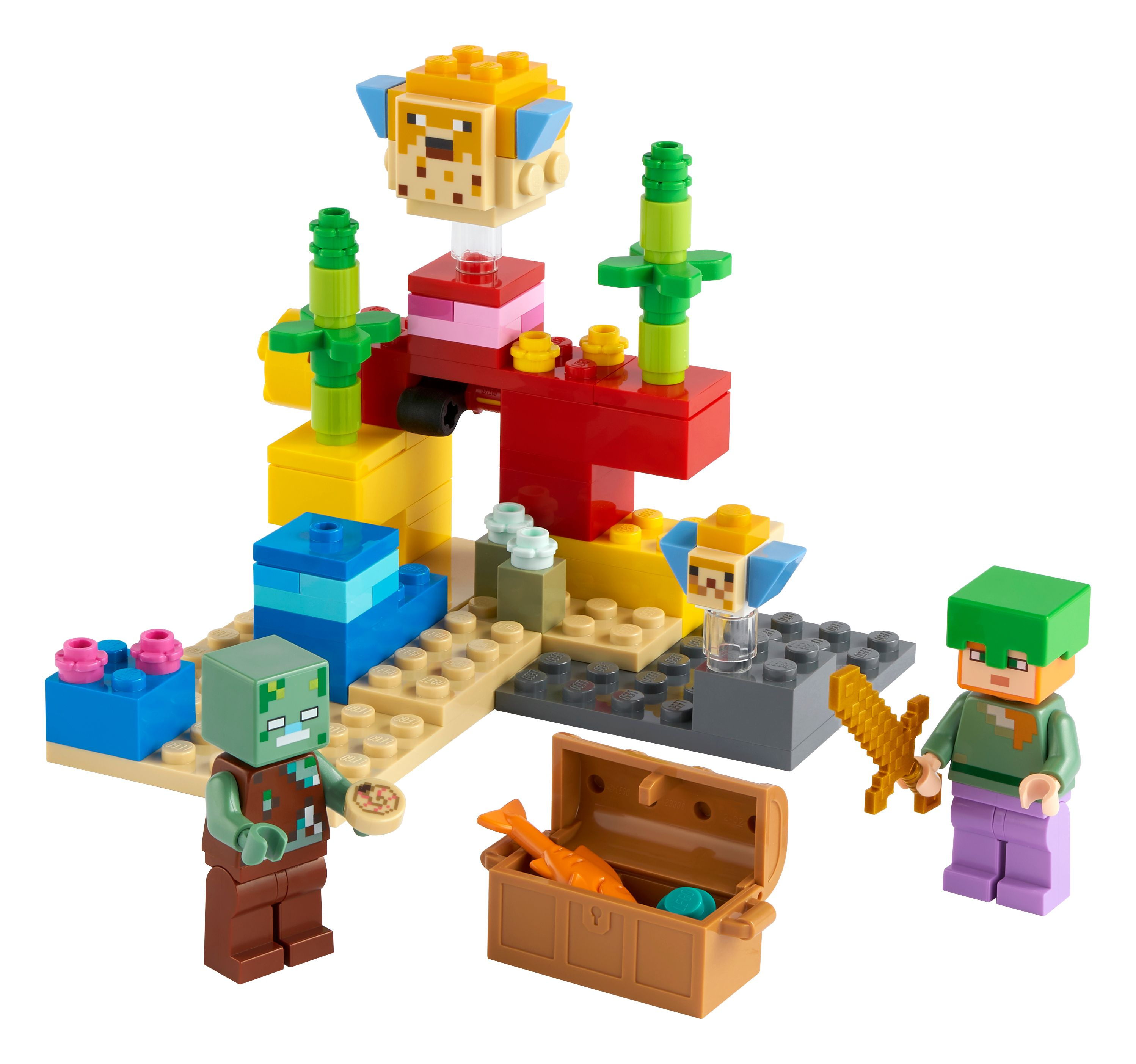 Set Lego Minecraft con personaggi, forziere e struttura costruita su una base color sabbia.