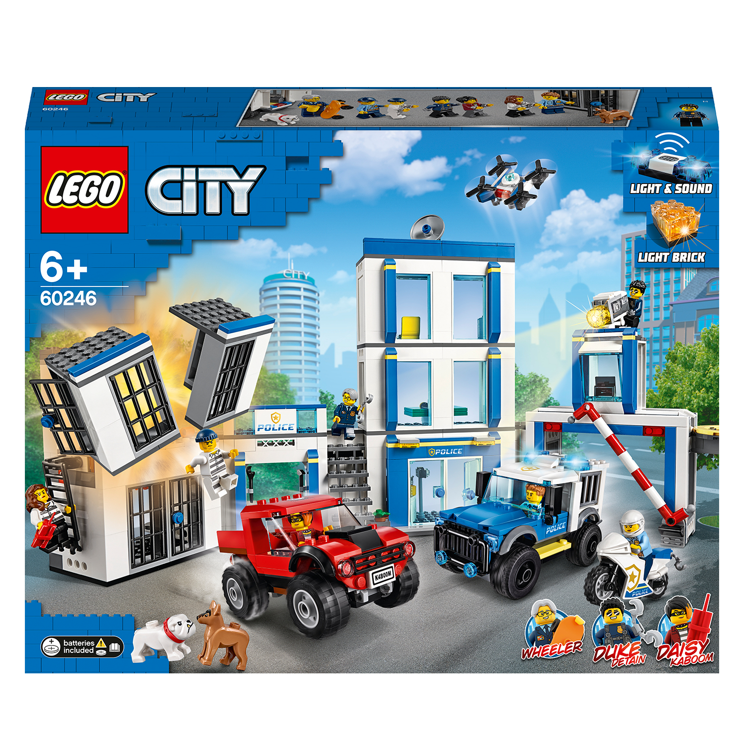 LEGO City Polizeistation-Set mit Fahrzeugen, Figuren und einem Hubschrauber auf blauem Hintergrund.