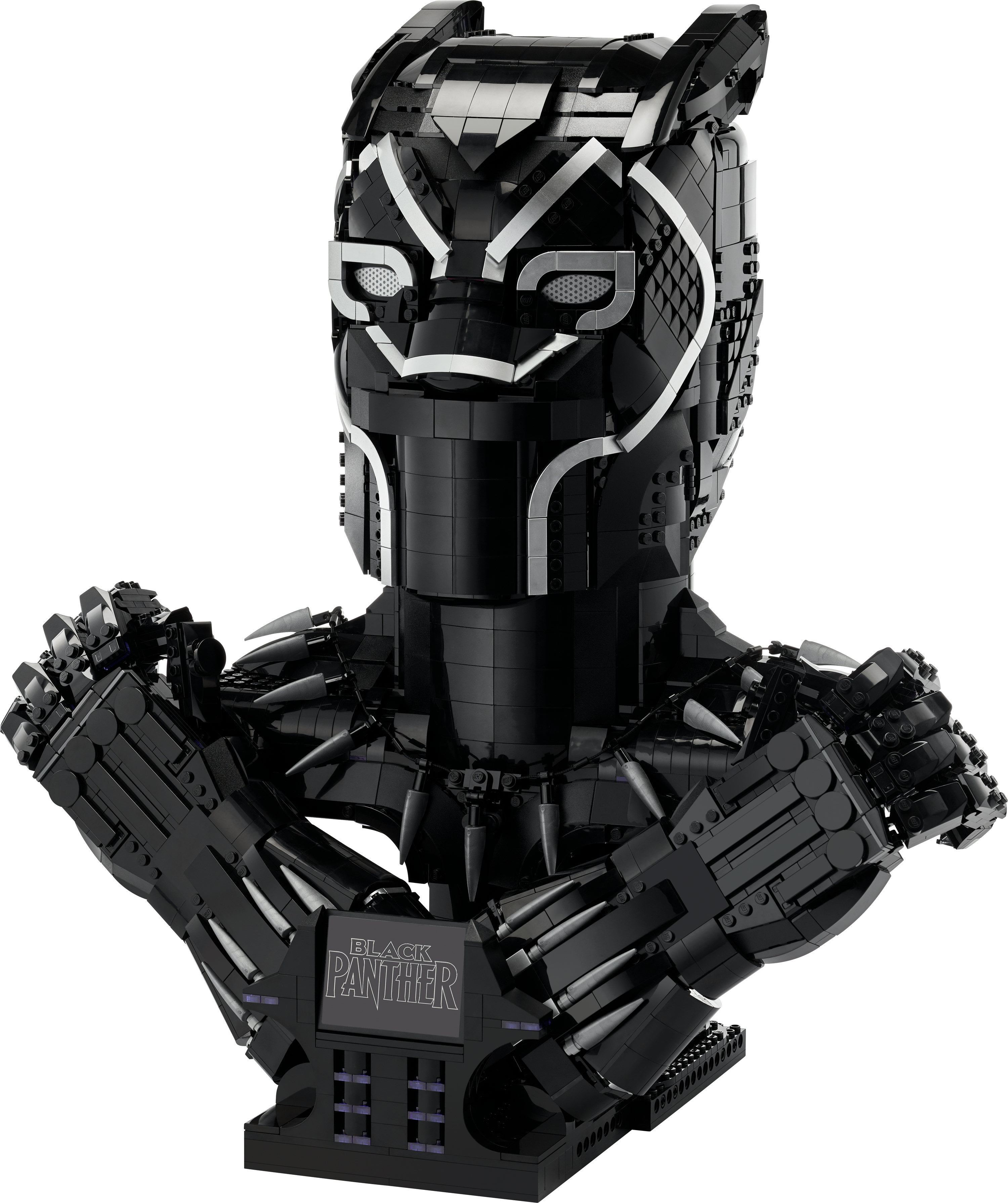 Popiersie LEGO Black Panther na czarnej podstawie, z czarnymi i srebrnymi detalami.
