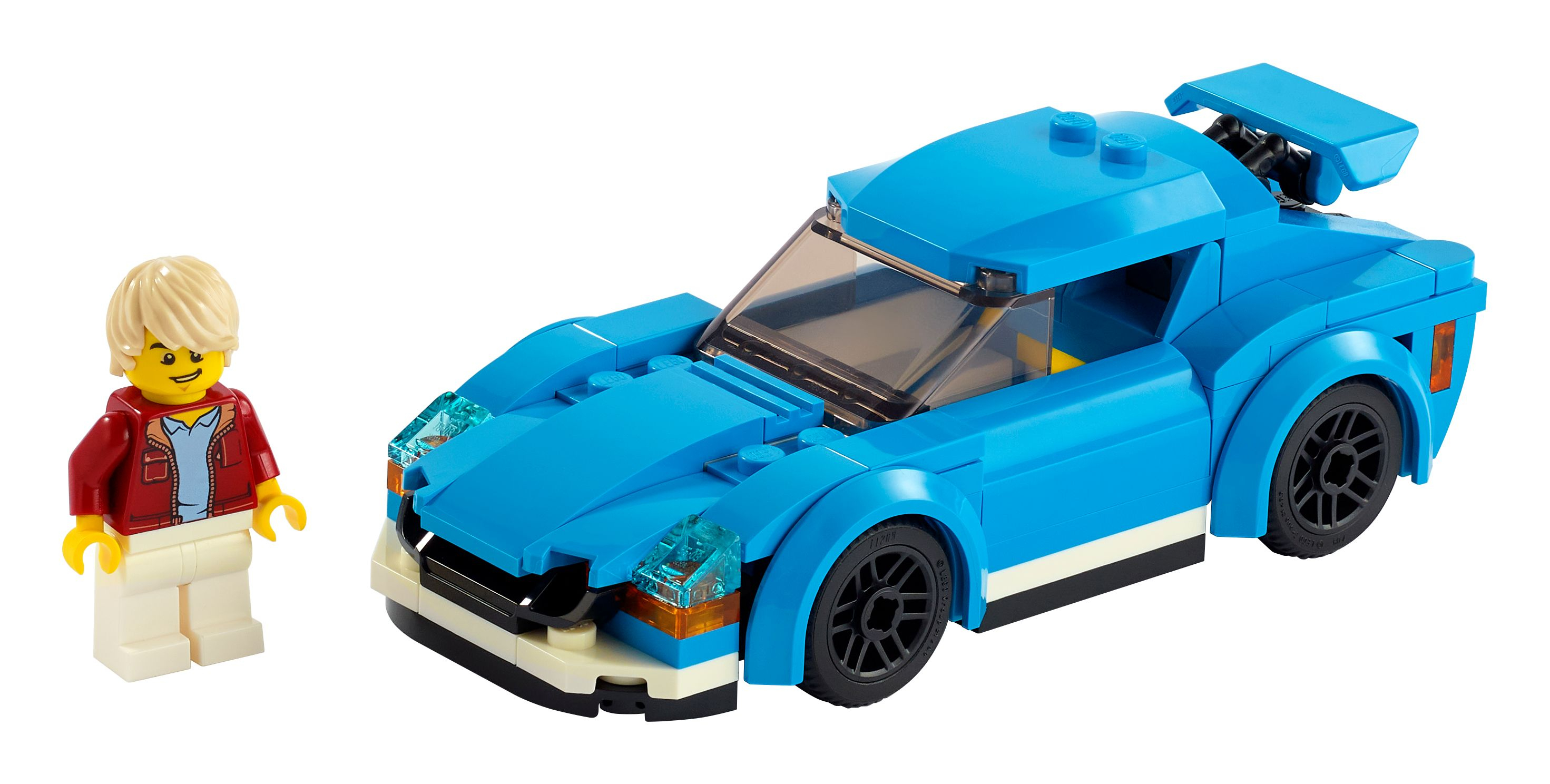 Blaues Lego-Automodell mit einer Minifigur. Das Auto ist hellblau, mit einem weißen Streifen.