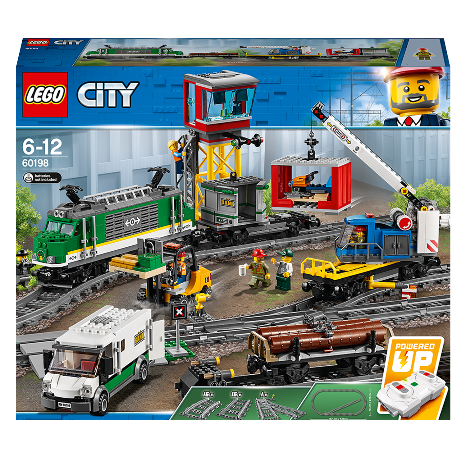 Zestaw LEGO City z zielono-białym pociągiem, stacją, dźwigiem i różnymi figurkami.
