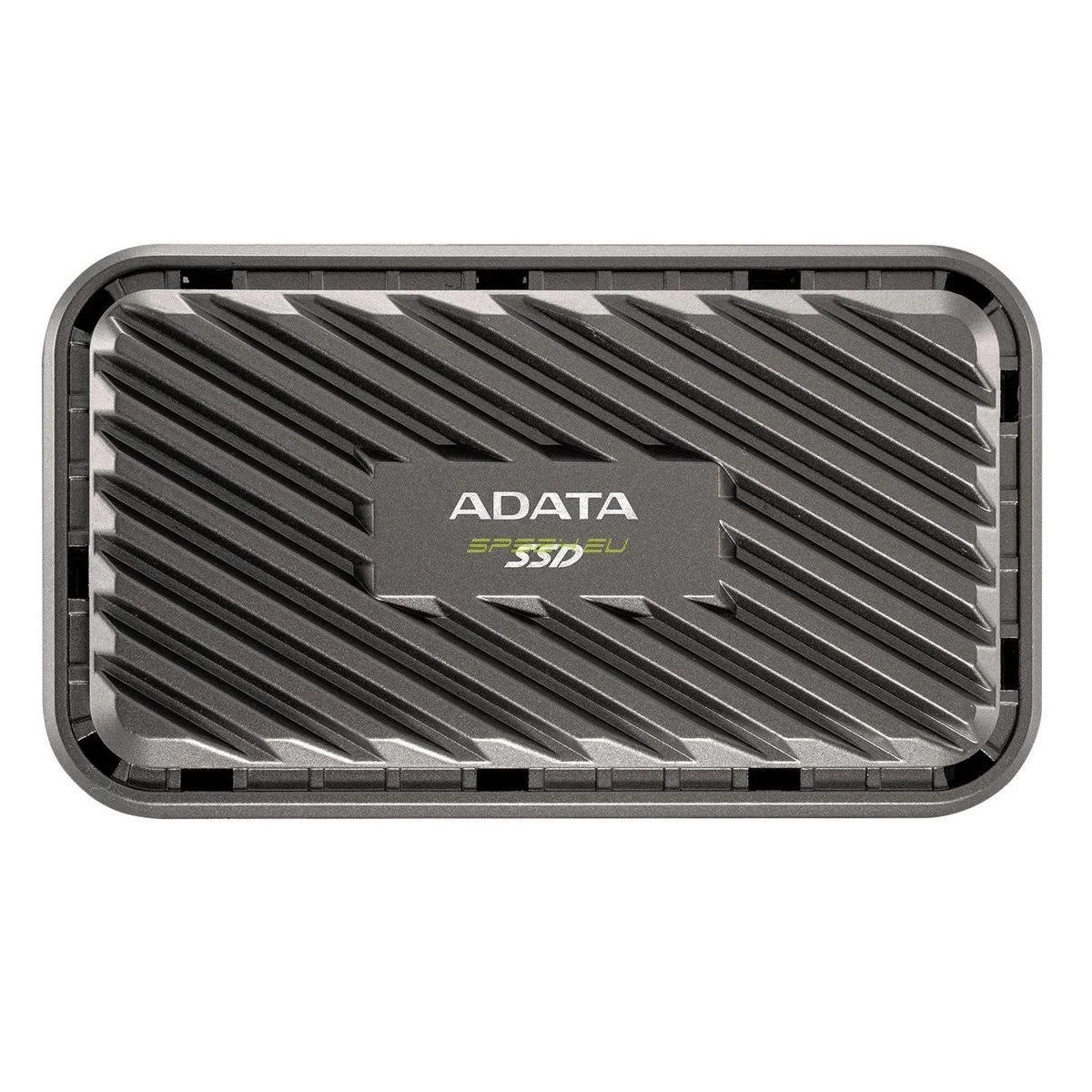 Un SSD ADATA gris con un diseño acanalado. La marca está en la parte superior, aislado sobre fondo blanco.
