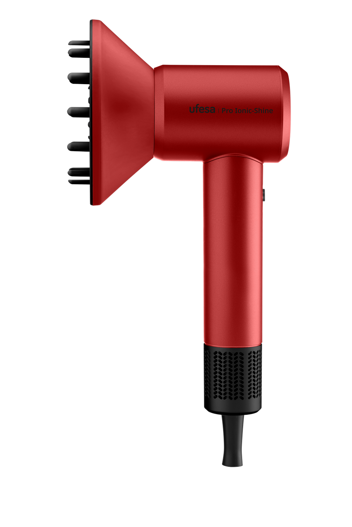 Czerwona suszarka do włosów z dołączonym dyfuzorem, na czarnym tle.