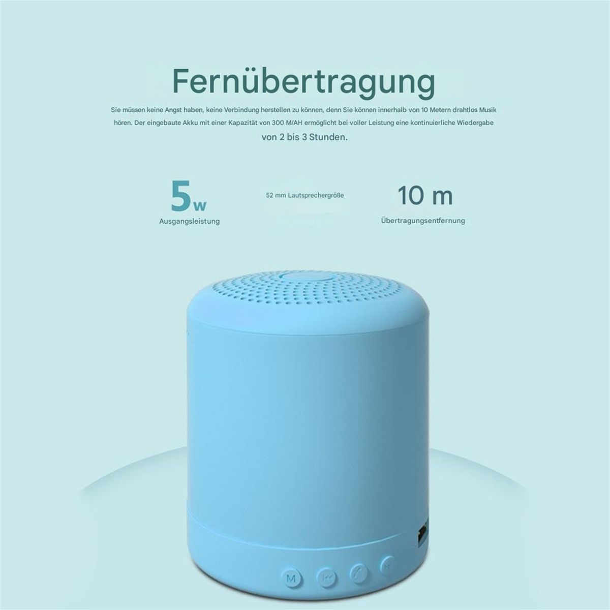 Ein hellblauer tragbarer Lautsprecher. Er hat Knöpfe unten und ein Text-Overlay mit Spezifikationen.