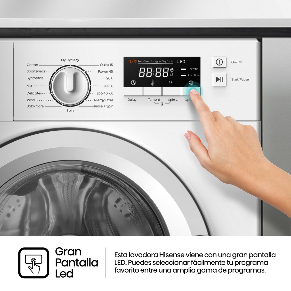 Panel sterowania pralki z ręką dotykającą ekranu. Tekst poniżej jest po hiszpańsku.