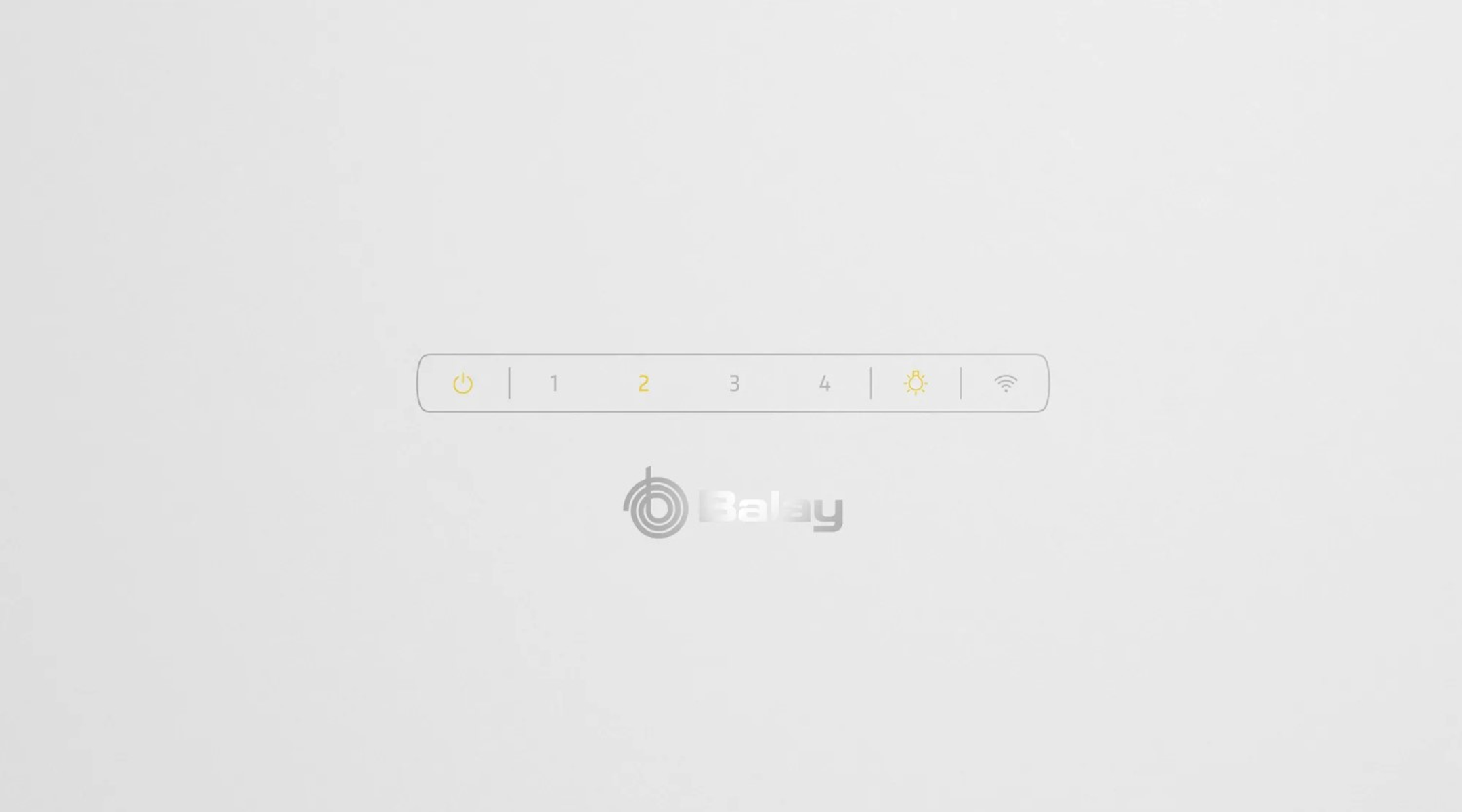 Panel de control blanco con iconos de encendido, ajustes y Wi-Fi. El logotipo de Balay está centrado debajo.