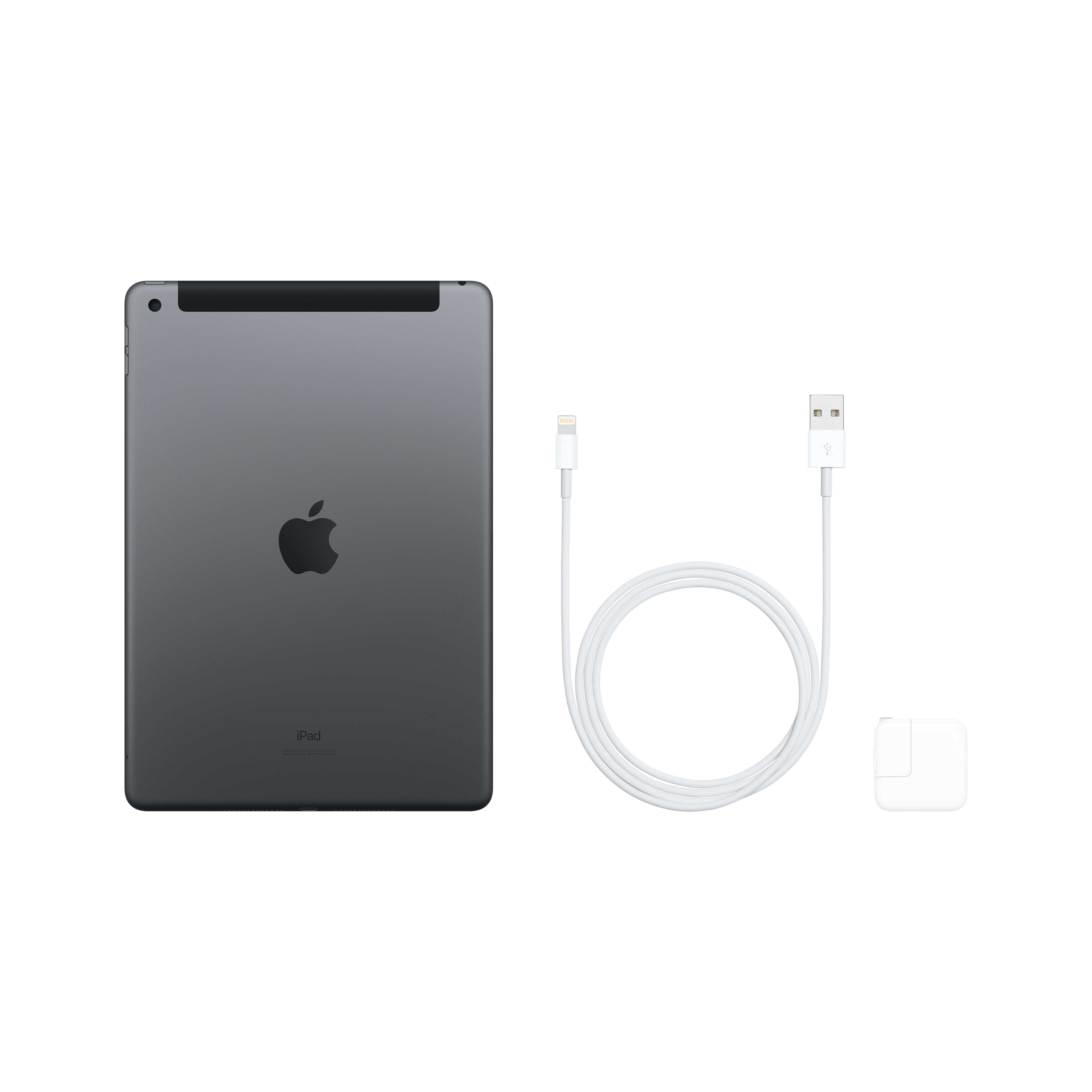 iPad con cargador y cable, vista trasera mostrando el logotipo de Apple, sobre fondo blanco.